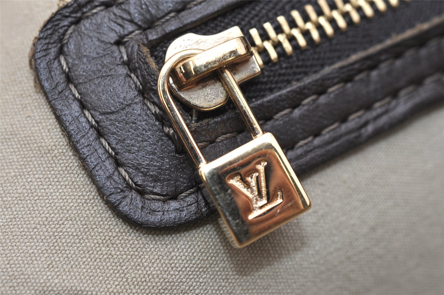 Auth Louis Vuitton Monogram Mini Alma Ron Hand Bag Khaki Beige M92206 LV 1748K