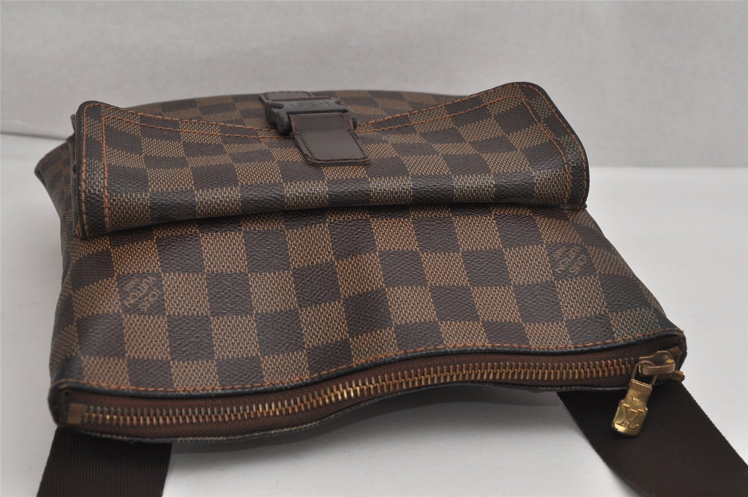 Authentic Louis Vuitton Damier Pochette Melville N51127 Shoulder Cross Bag 1751K