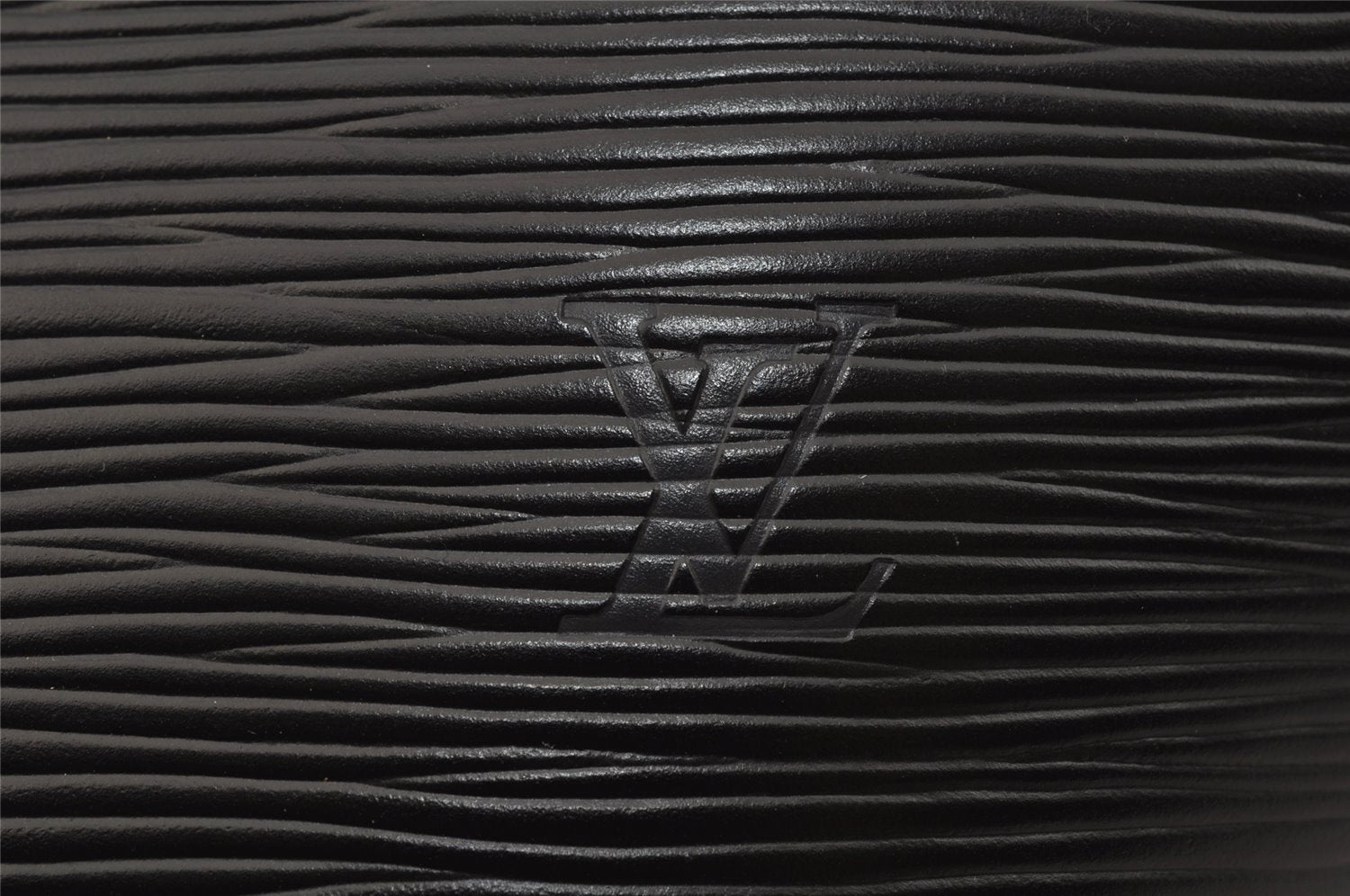 Authentic Louis Vuitton Epi Saint Jacques Hand Bag Black M52272 LV 1755J