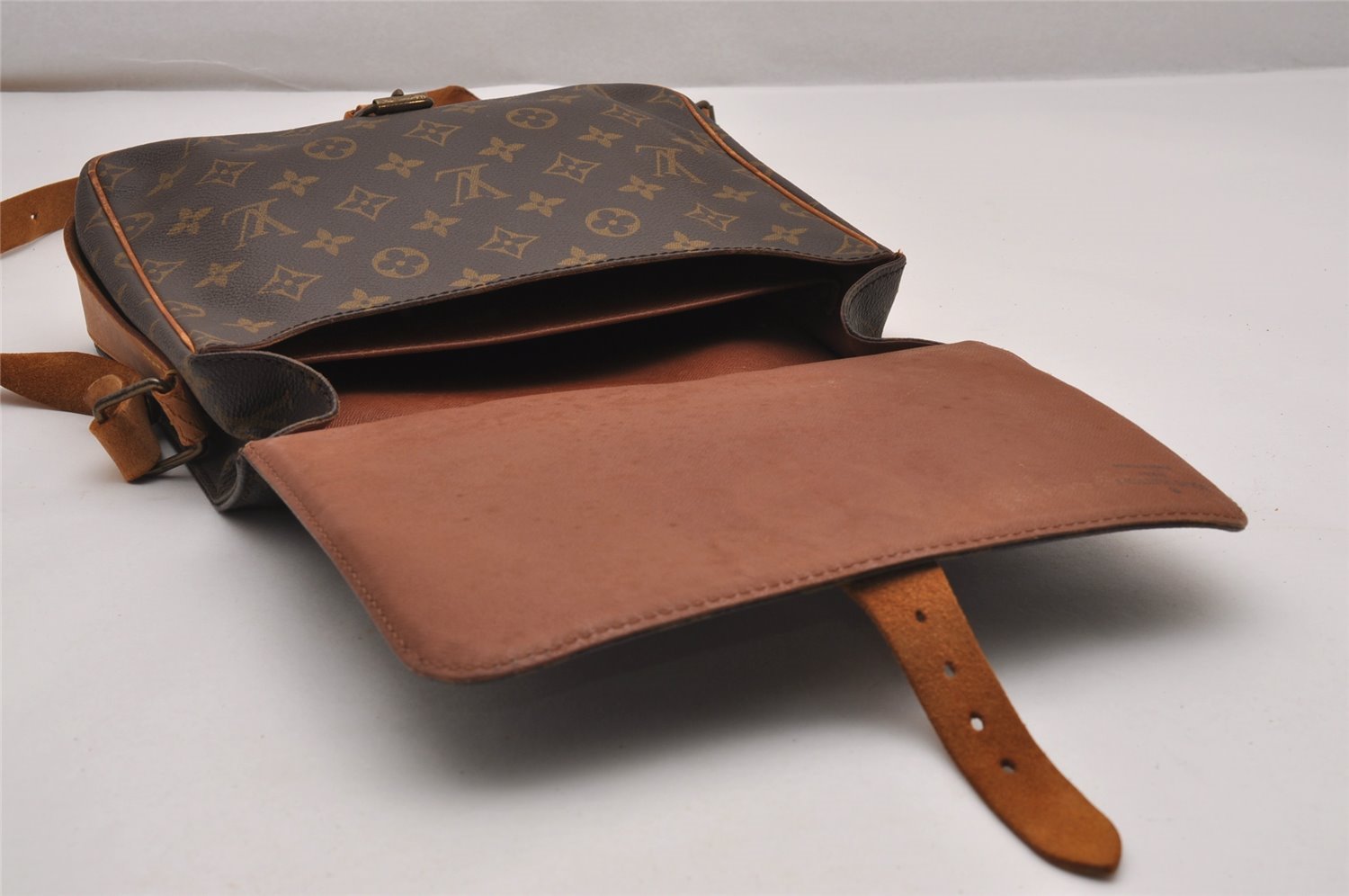 Authentic Louis Vuitton Monogram Cartouchiere GM M51252 Shoulder Cross Bag 1761J
