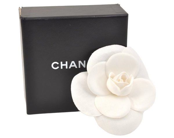 Authentic CHANEL Camellia Corsage Brooch Nylon White Box 1766L