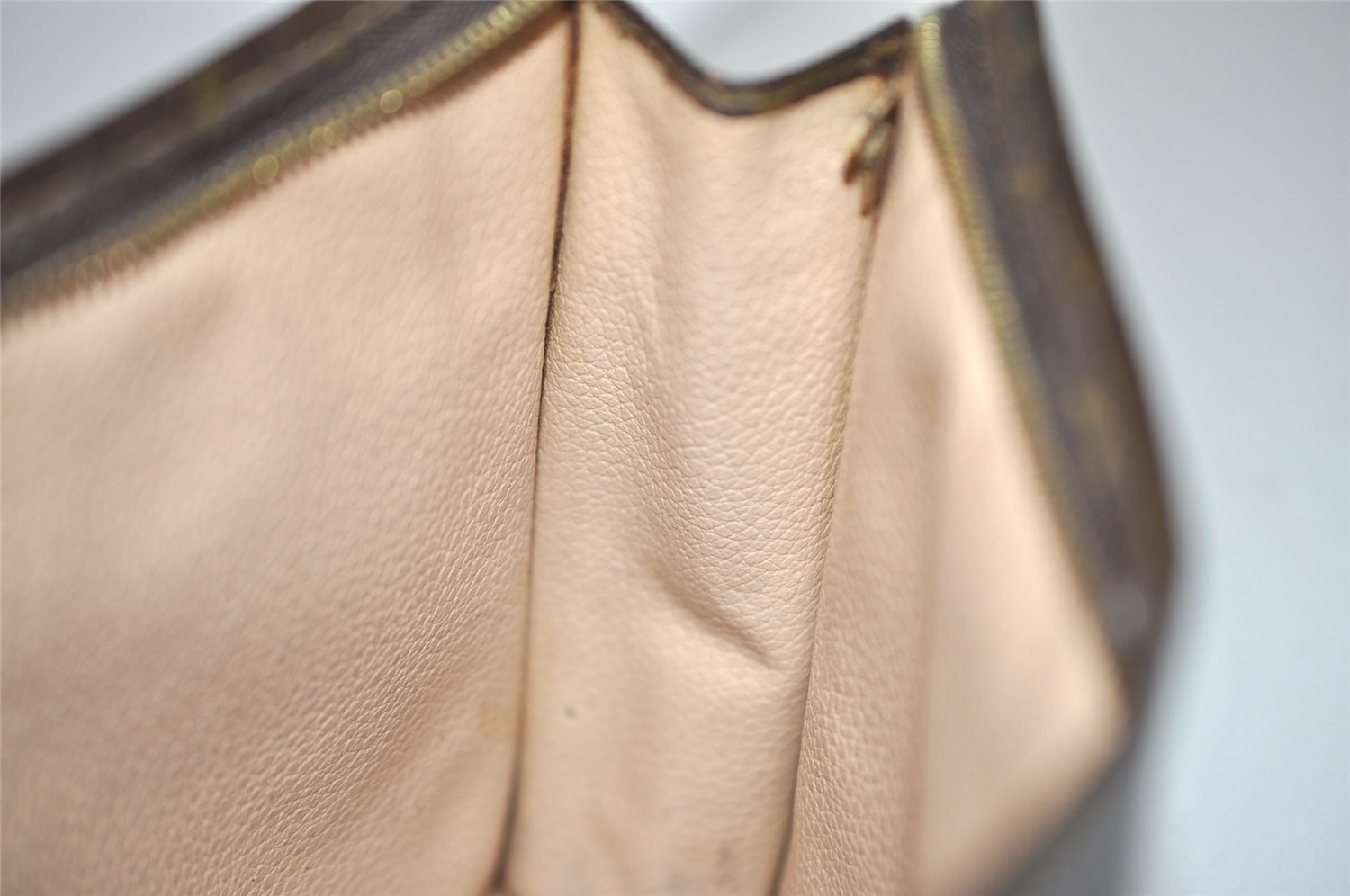 Authentic Louis Vuitton Monogram Poche Toilette 26 M47542 Cosmetics Pouch 1767I