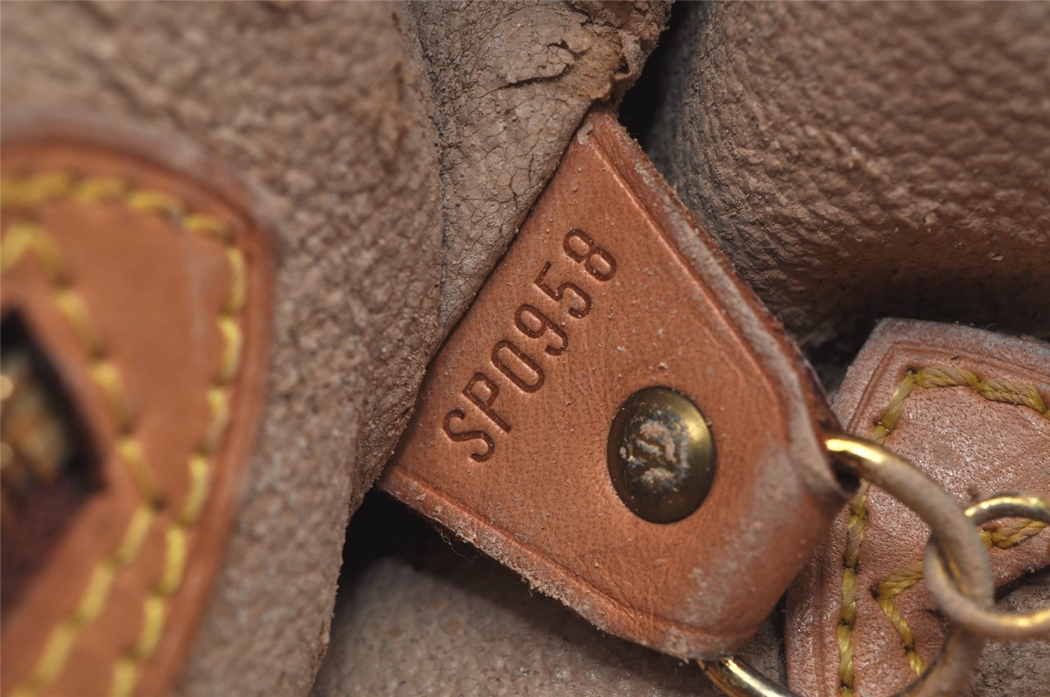 Authentic Louis Vuitton Monogram Bucket GM Shoulder Tote Bag M42236 Junk 1767K