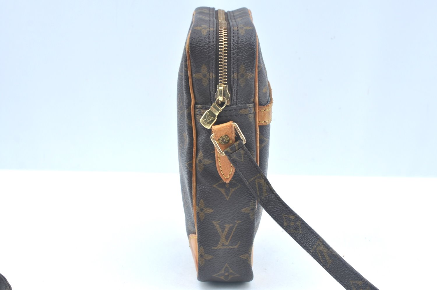 Authentic Louis Vuitton Monogram Danube Shoulder Cross Body Bag M45266 LV Junk 1769I