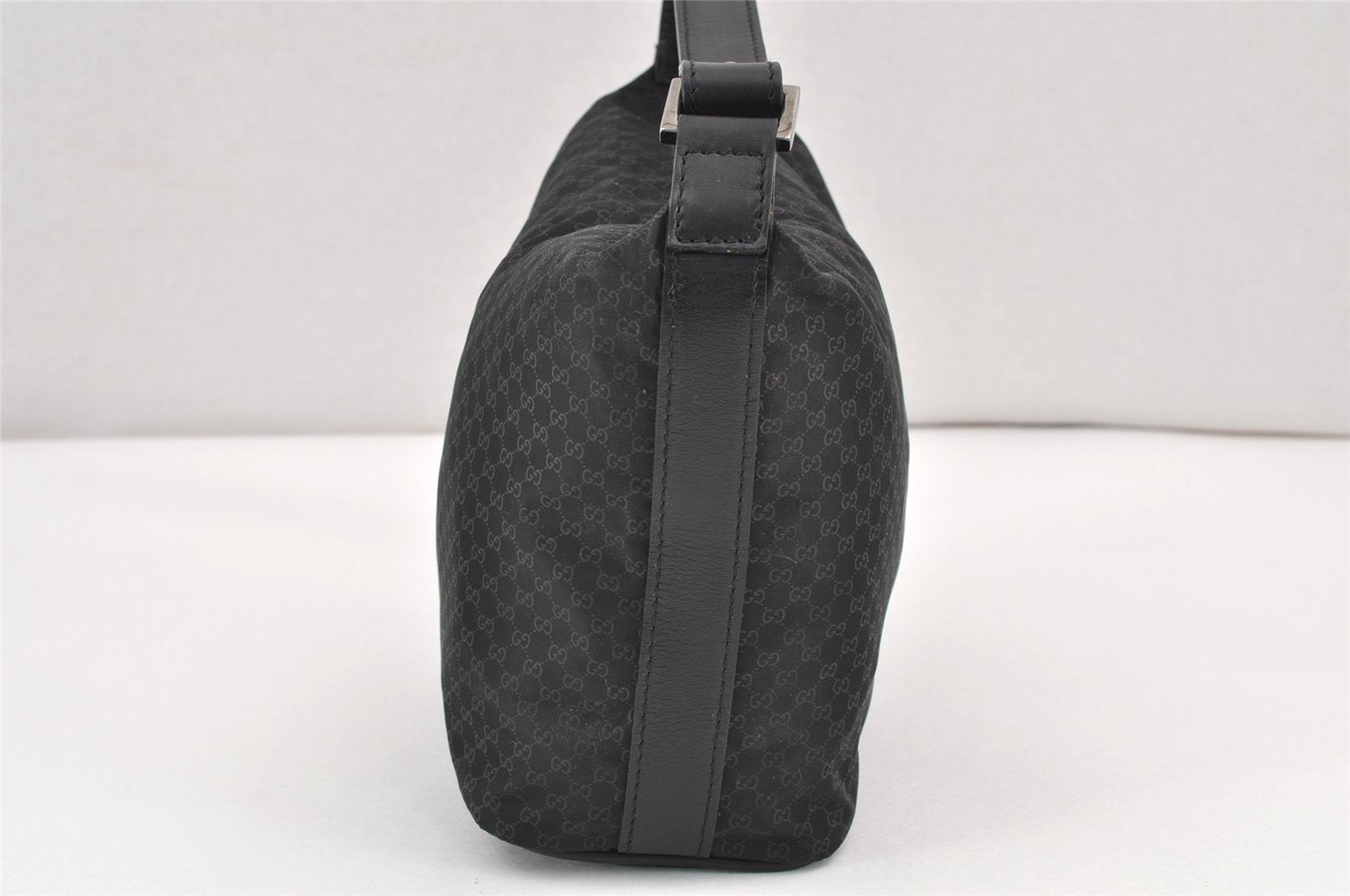 Authentic GUCCI Micro GG Nylon Leather Hand Bag Pouch Purse 0391147 Black 1770K