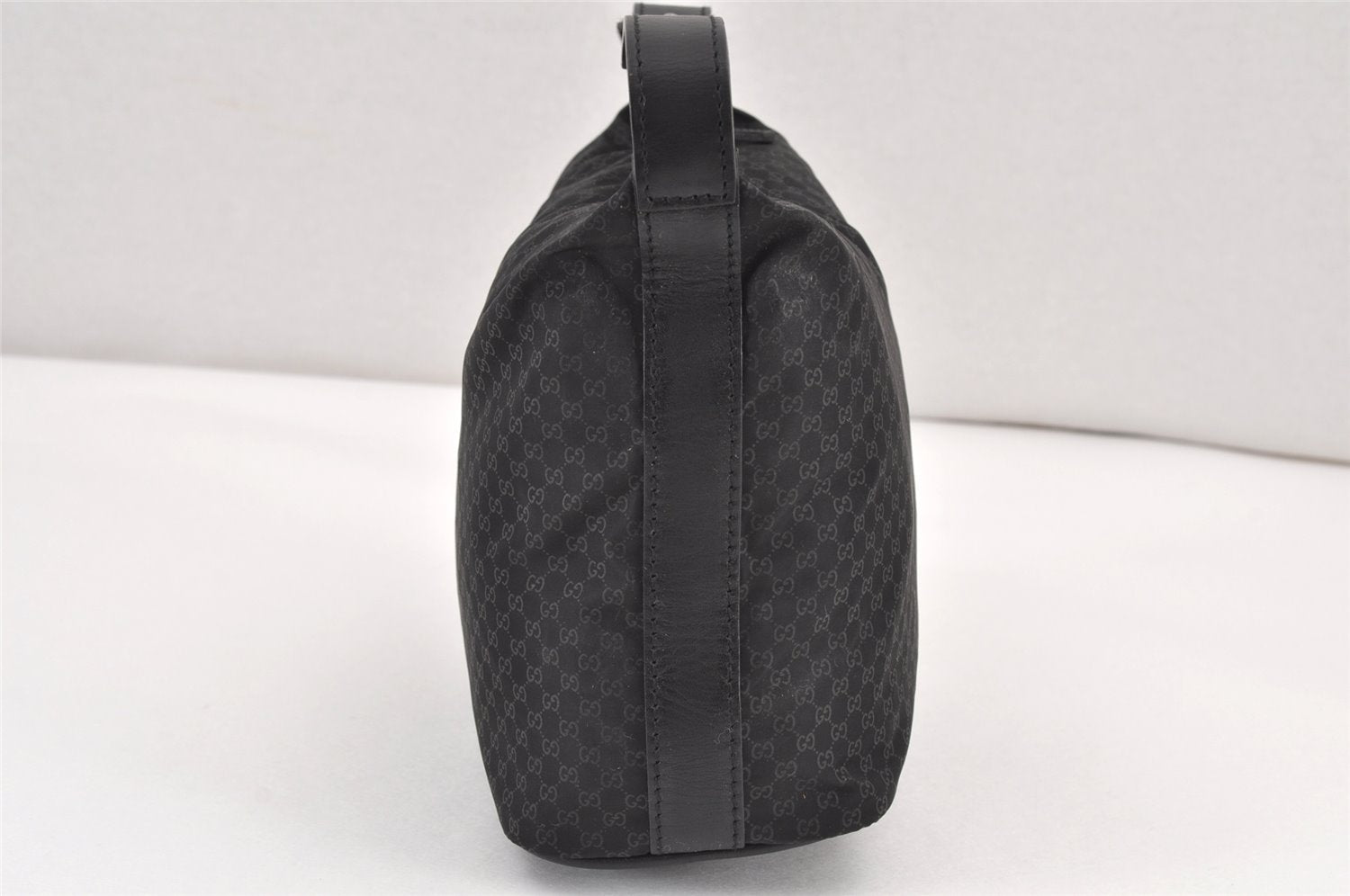 Authentic GUCCI Micro GG Nylon Leather Hand Bag Pouch Purse 0391147 Black 1770K