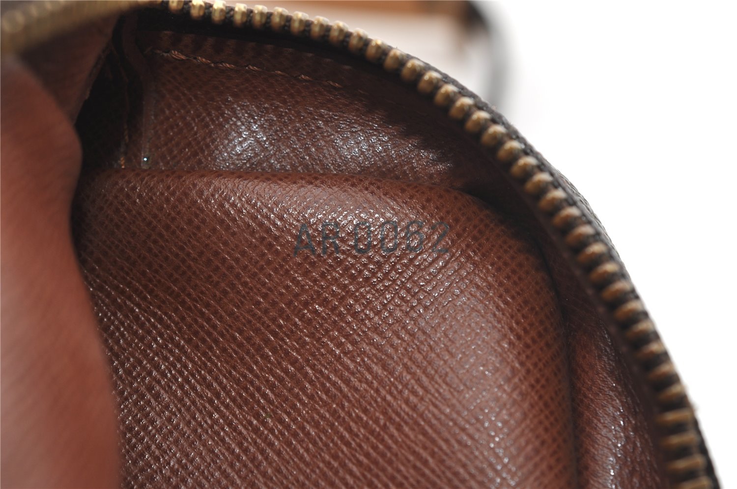 Authentic Louis Vuitton Monogram Amazone Shoulder Cross Bag M45236 Junk 1774J