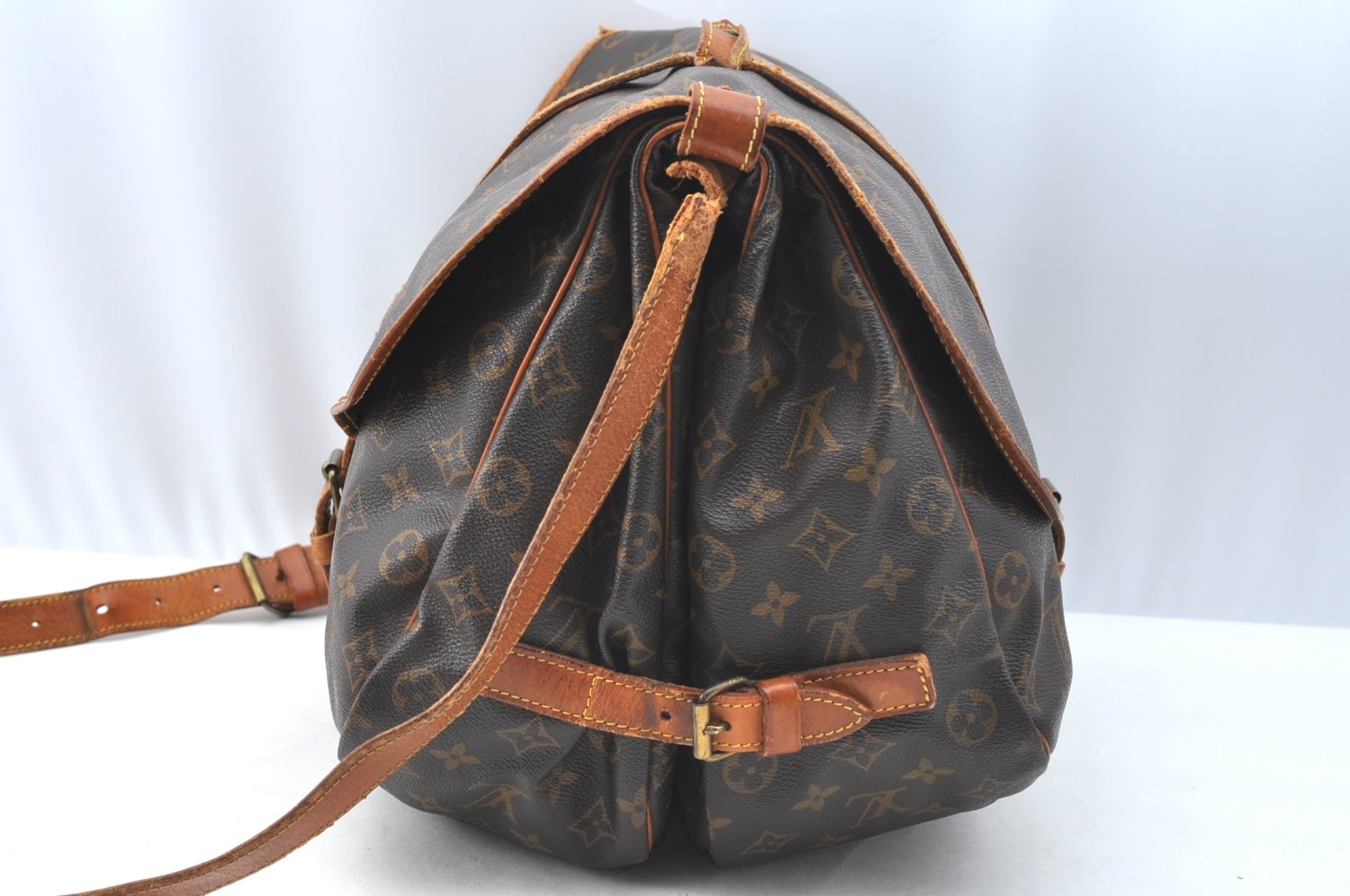 Authentic Louis Vuitton Monogram Saumur 35 Shoulder Cross Bag M42254 LV 1781H