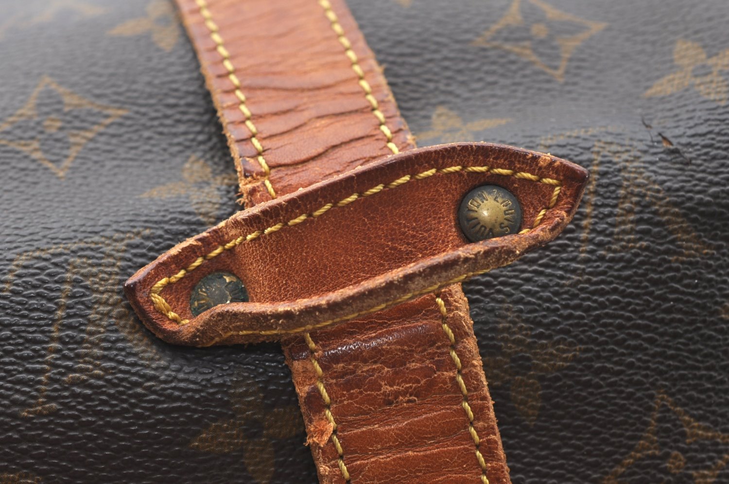 Authentic Louis Vuitton Monogram Saumur 35 Shoulder Cross Bag M42254 LV 1781H