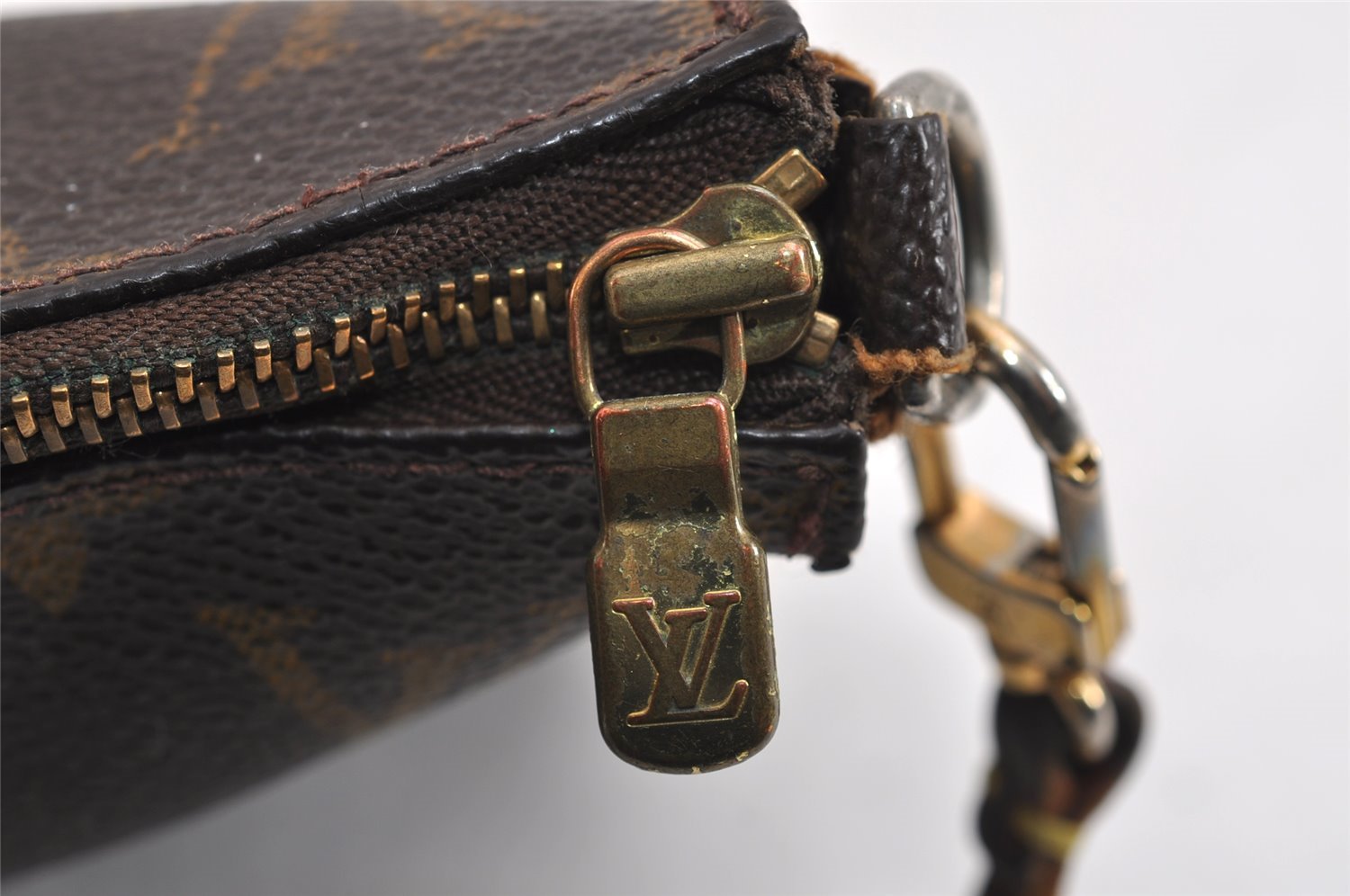 Authentic Louis Vuitton Monogram Pochette Accessoires Pouch M51980 LV 1782J