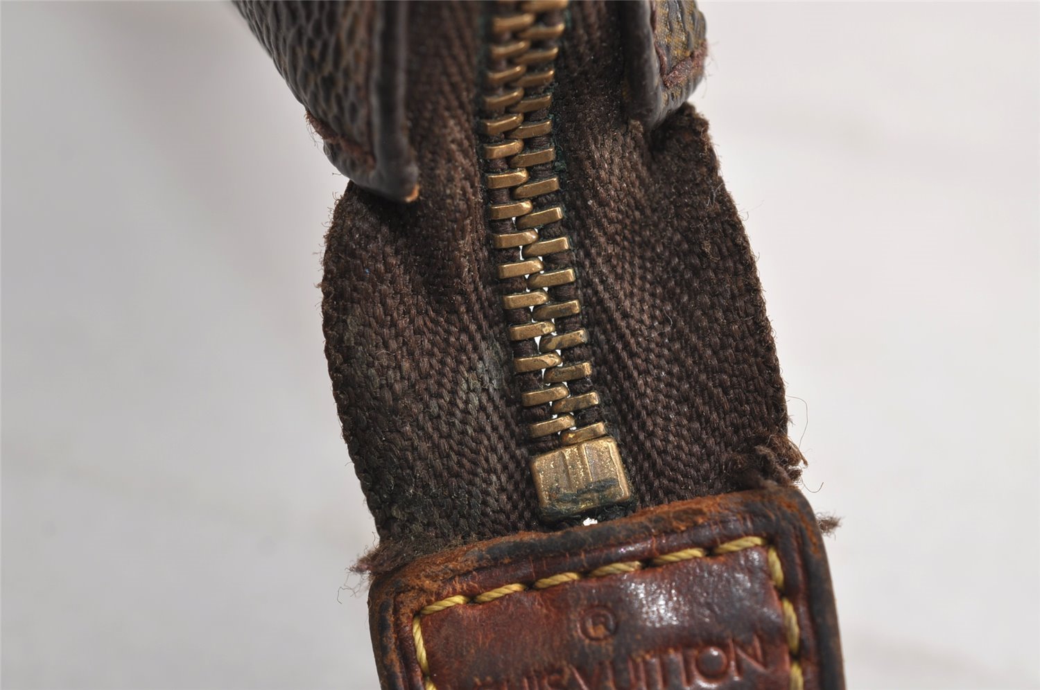 Authentic Louis Vuitton Monogram Pochette Accessoires Pouch M51980 LV 1782J