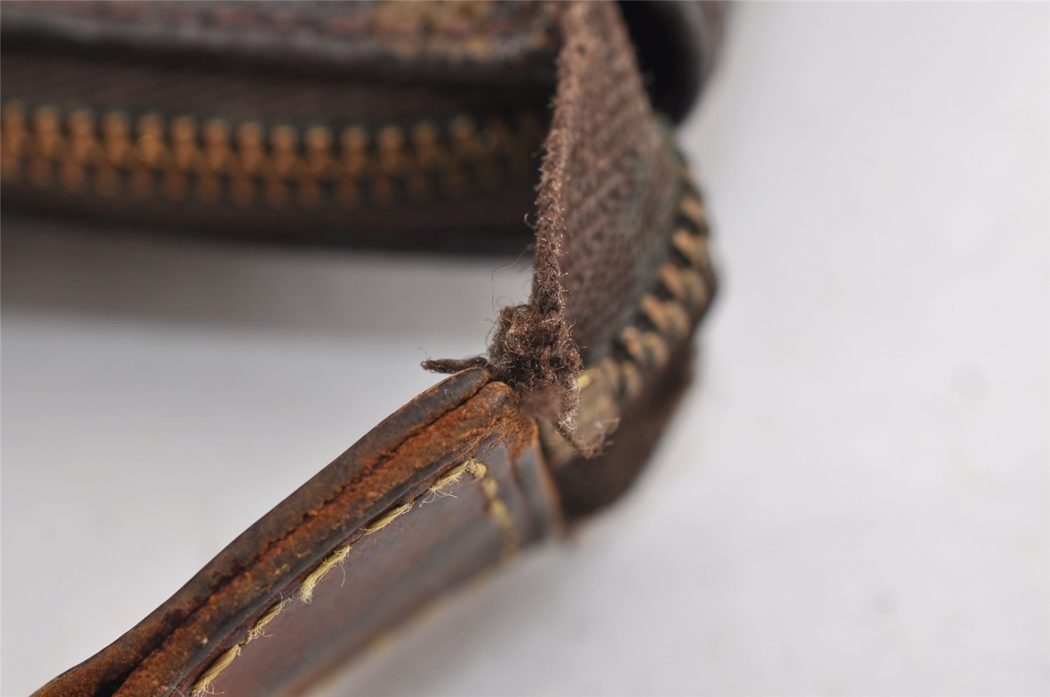 Authentic Louis Vuitton Monogram Pochette Accessoires Pouch M51980 LV 1782J