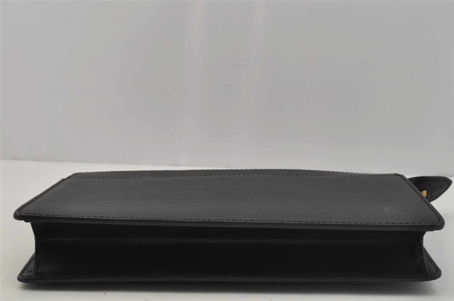 Authentic Louis Vuitton Epi Pochette Homme Clutch Hand Bag Black M52522 LV 1784J