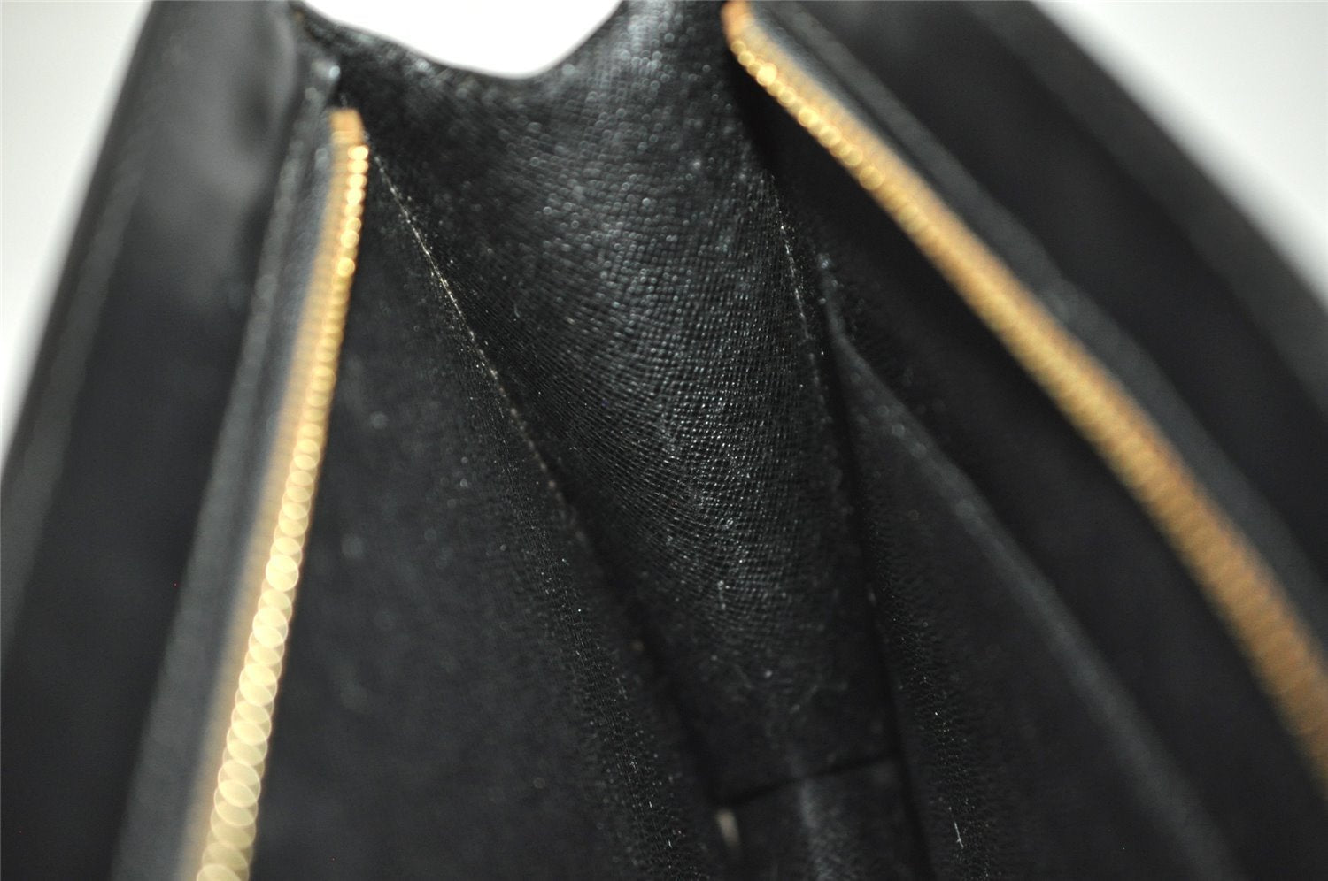 Authentic Louis Vuitton Epi Pochette Homme Clutch Hand Bag Black M52522 LV 1784J