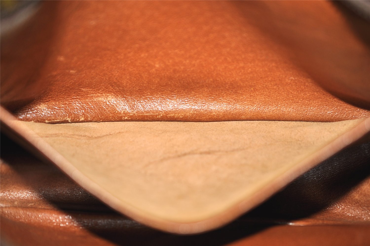 Authentic Louis Vuitton Monogram Nile Shoulder Cross Body Bag Old Model LV 1791I