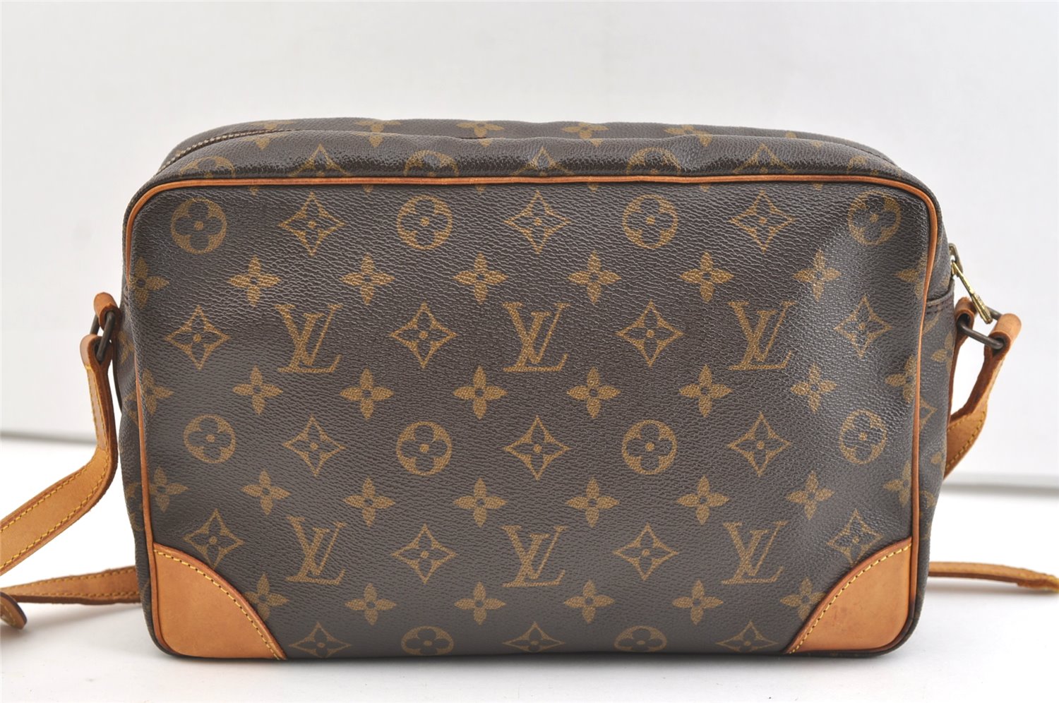 Authentic Louis Vuitton Monogram Trocadero 30 Shoulder Cross Bag M51272 LV 1794K