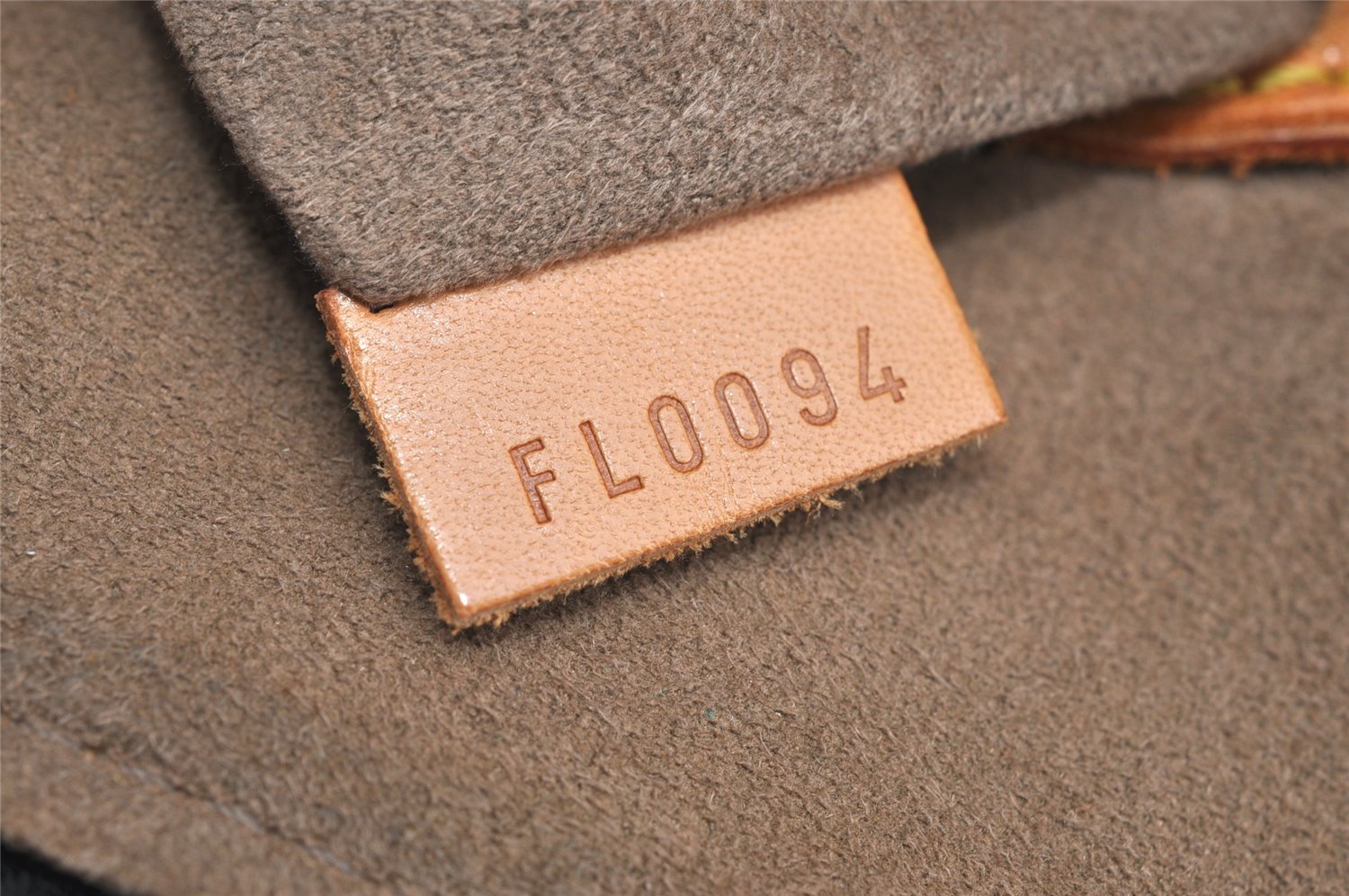 Auth Louis Vuitton Monogram Multicolor Alma PM Black Hand Bag M92646 LV 1795I