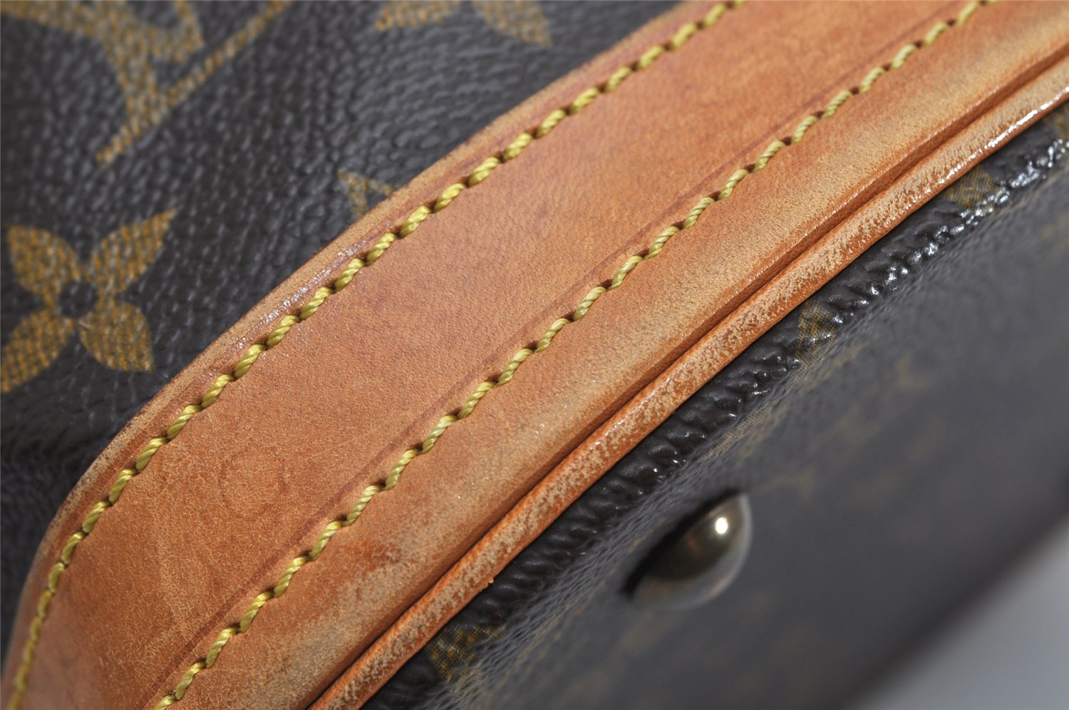 Authentic Louis Vuitton Monogram Bucket PM Shoulder Tote Bag M42238 LV 1795K