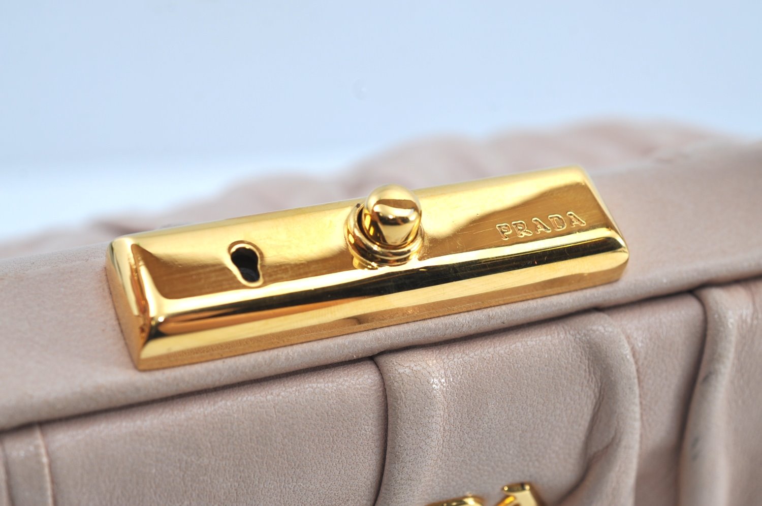 Authentic PRADA Vintage Leather Nappa Shoulder Hand Bag Purse Beige 1797G