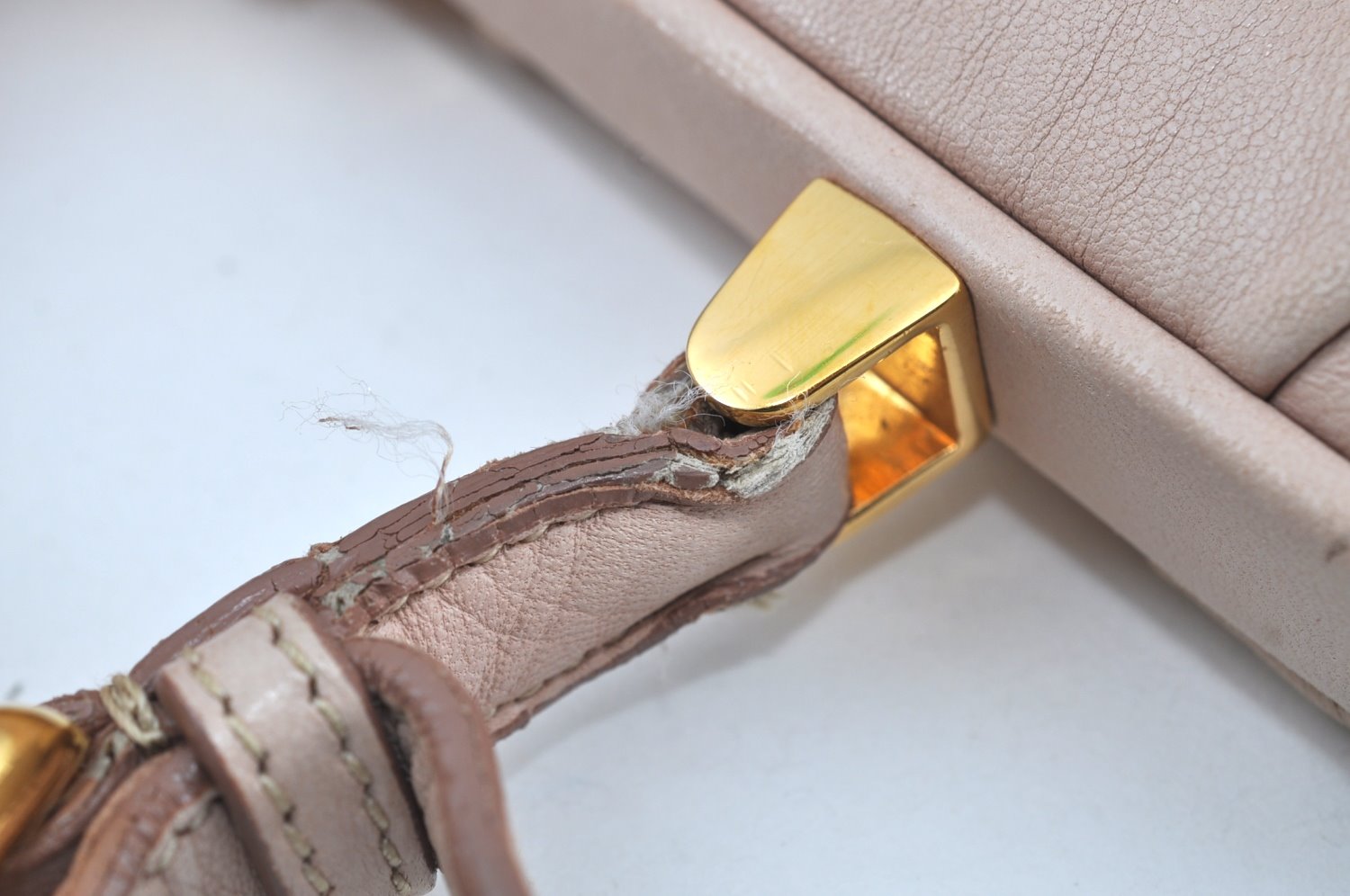 Authentic PRADA Vintage Leather Nappa Shoulder Hand Bag Purse Beige 1797G