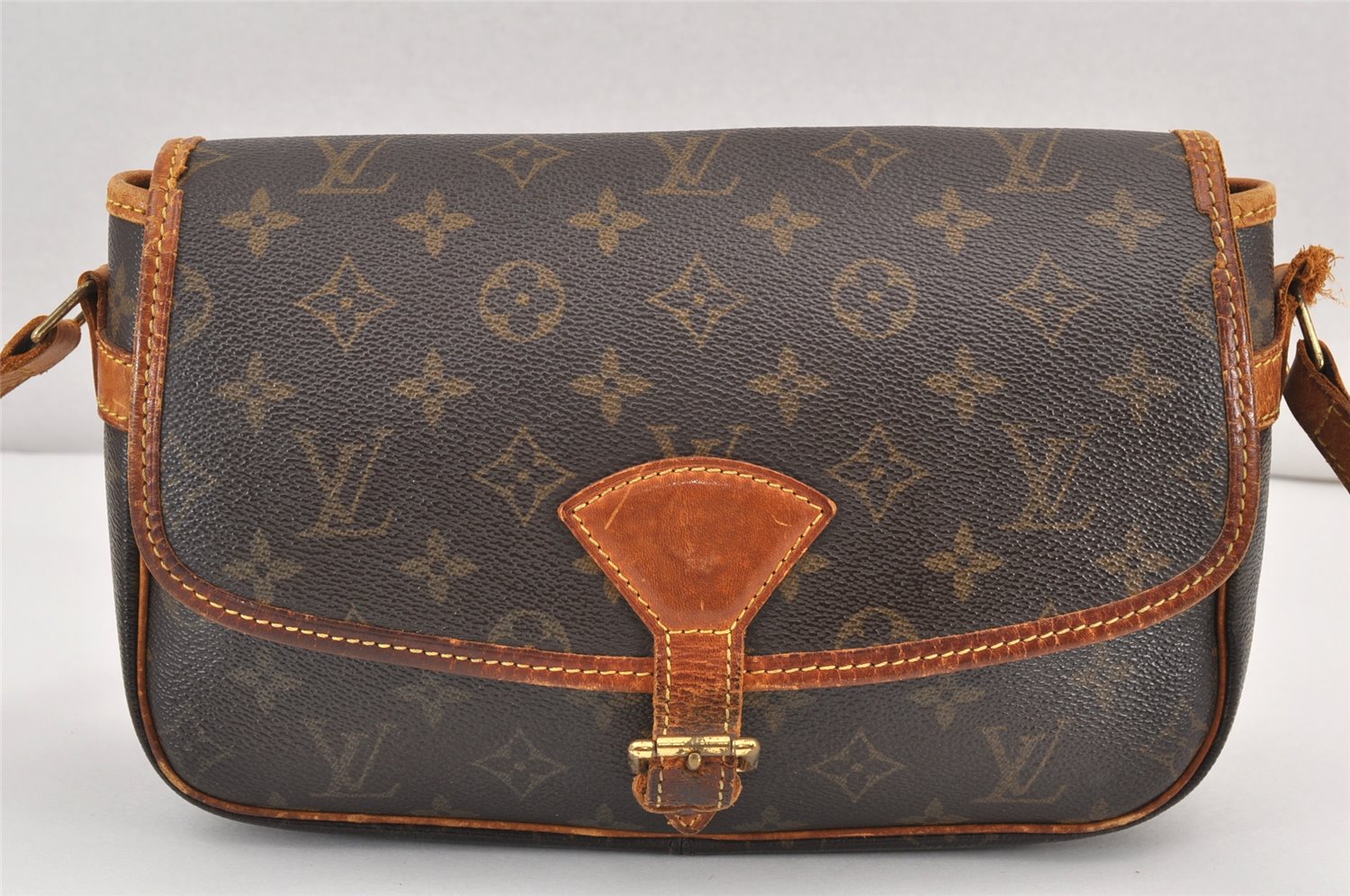 Authentic Louis Vuitton Monogram Sologne Shoulder Cross Bag M42250 LV Junk 1802K