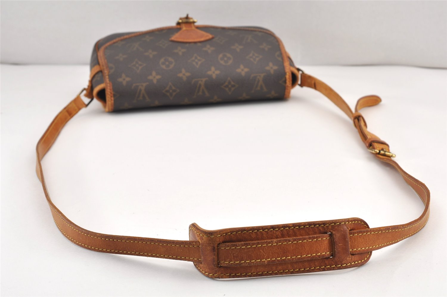 Authentic Louis Vuitton Monogram Sologne Shoulder Cross Bag M42250 LV Junk 1802K