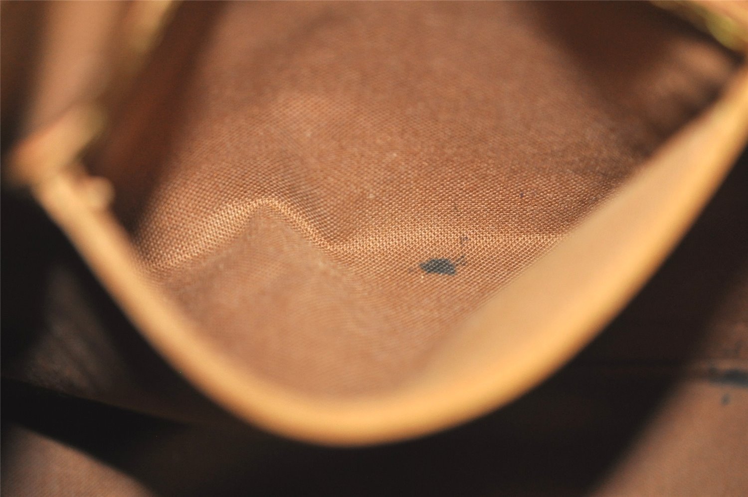 Authentic Louis Vuitton Monogram Alma Hand Bag Purse M51130 LV 1803I