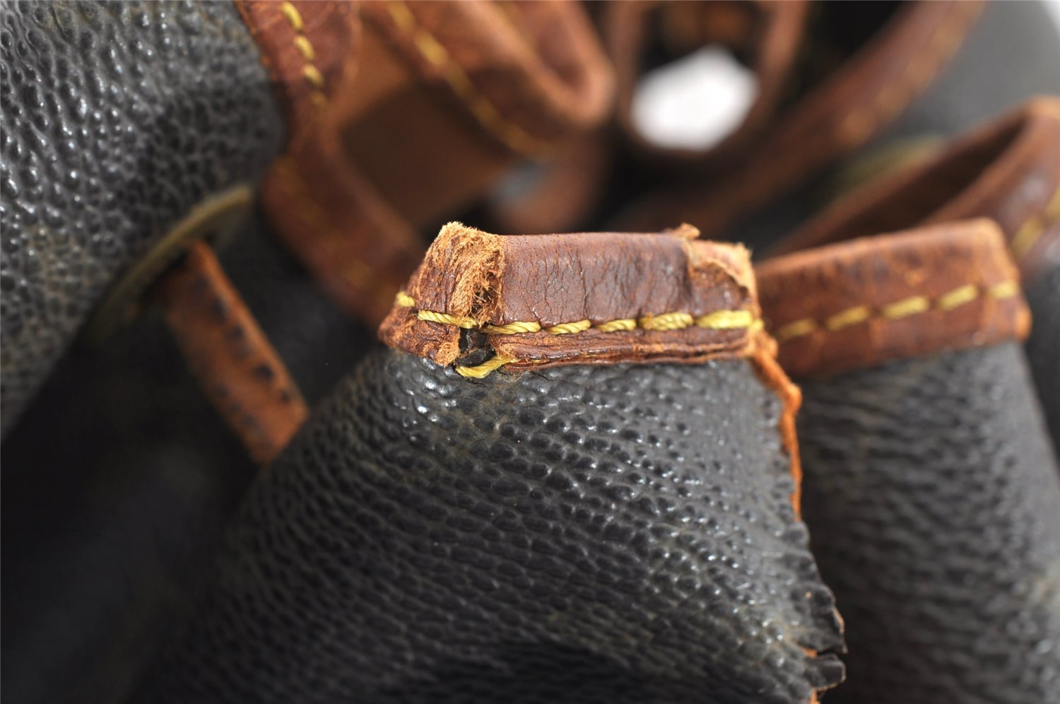 Authentic Louis Vuitton Monogram Noe Shoulder Drawstring Bag M42224 LV 1805I