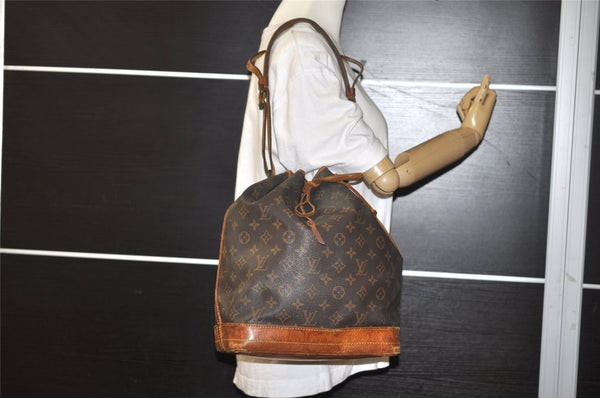 Authentic Louis Vuitton Monogram Noe Shoulder Drawstring Bag M42224 LV 1805I