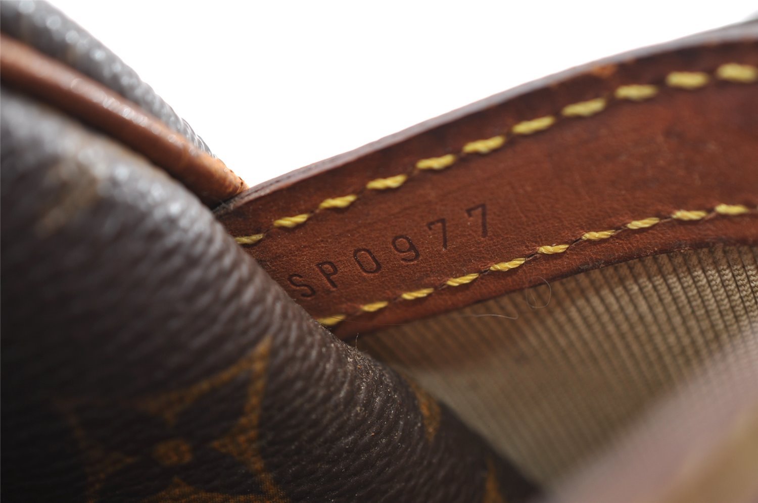 Authentic Louis Vuitton Monogram Reporter PM Shoulder Bag M45254 Junk 1807I