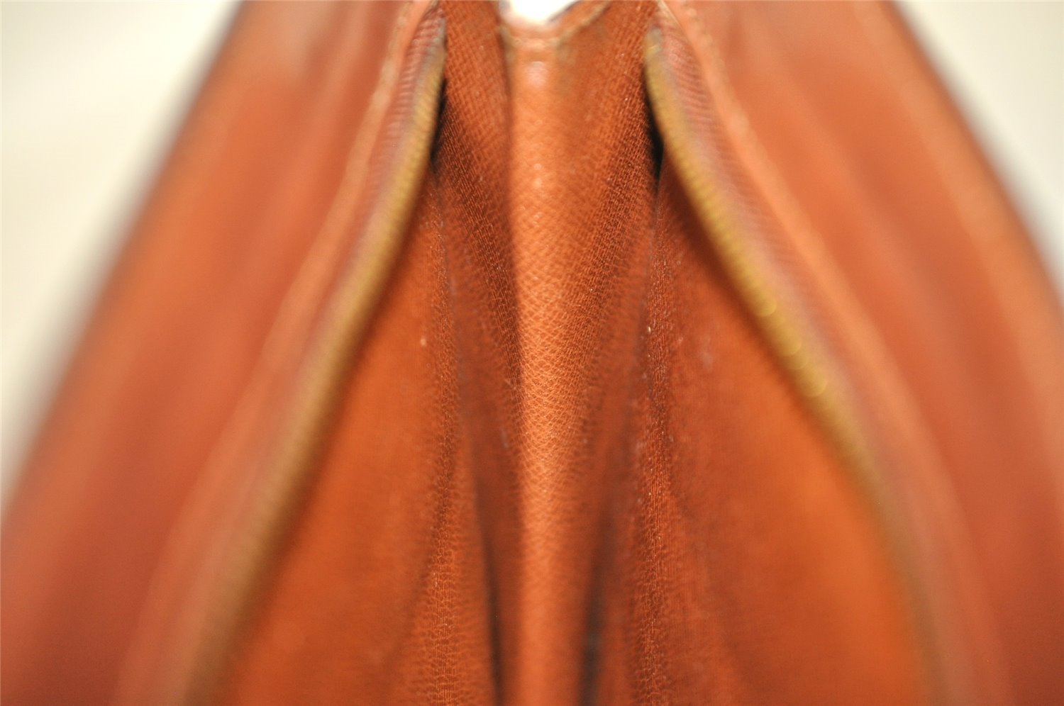 Authentic Louis Vuitton Monogram Pochette Homme Clutch Hand Bag M51795 LV 1810I