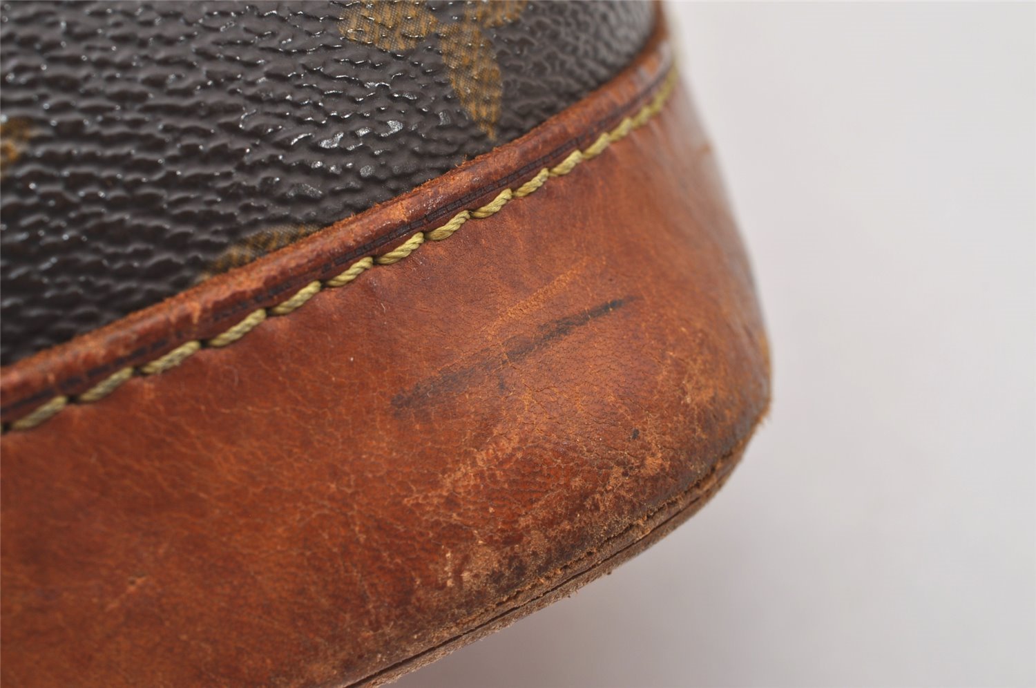 Authentic Louis Vuitton Monogram Alma Hand Bag Purse M51130 LV Junk 1813I