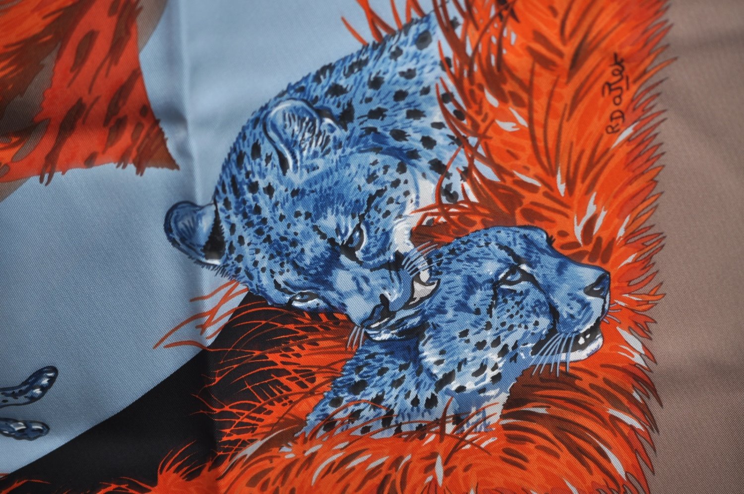 Authentic HERMES Carre 90 Scarf 