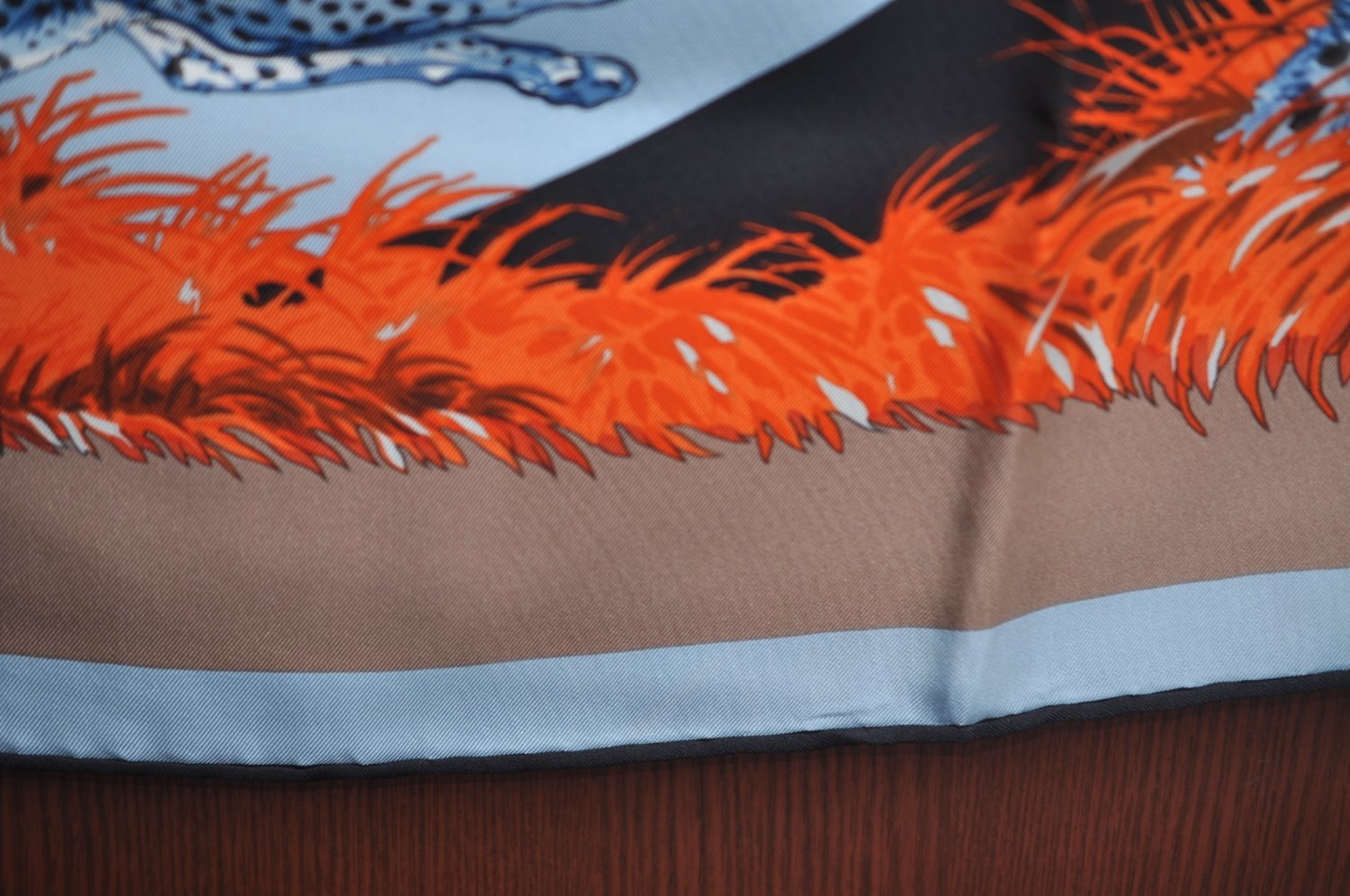 Authentic HERMES Carre 90 Scarf 