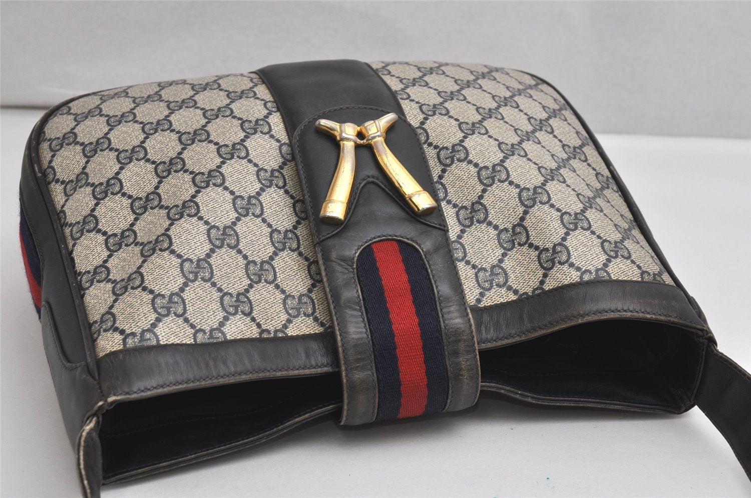 Authentic GUCCI Sherry Line Shoulder Bag Purse GG PVC Leather Navy Blue 1821K