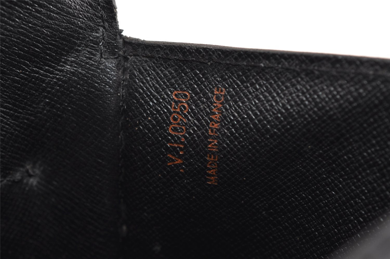 Authentic Louis Vuitton Epi Saint Cloud GM Shoulder Bag M52192 Black 1822J