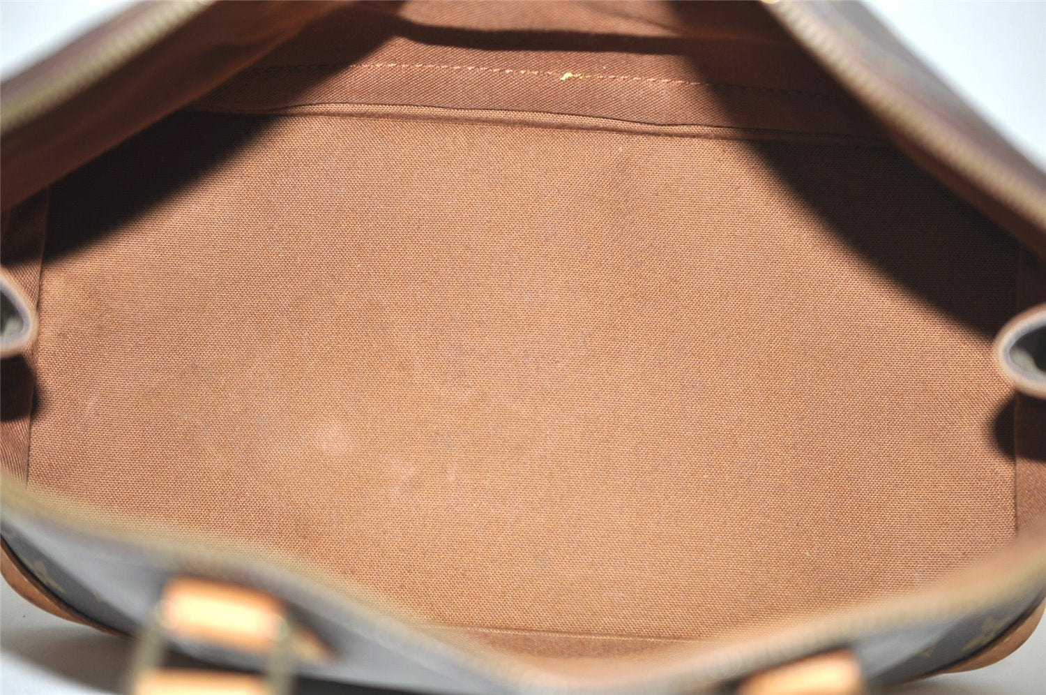 Authentic Louis Vuitton Monogram Alma Hand Bag Purse M51130 LV 1829I