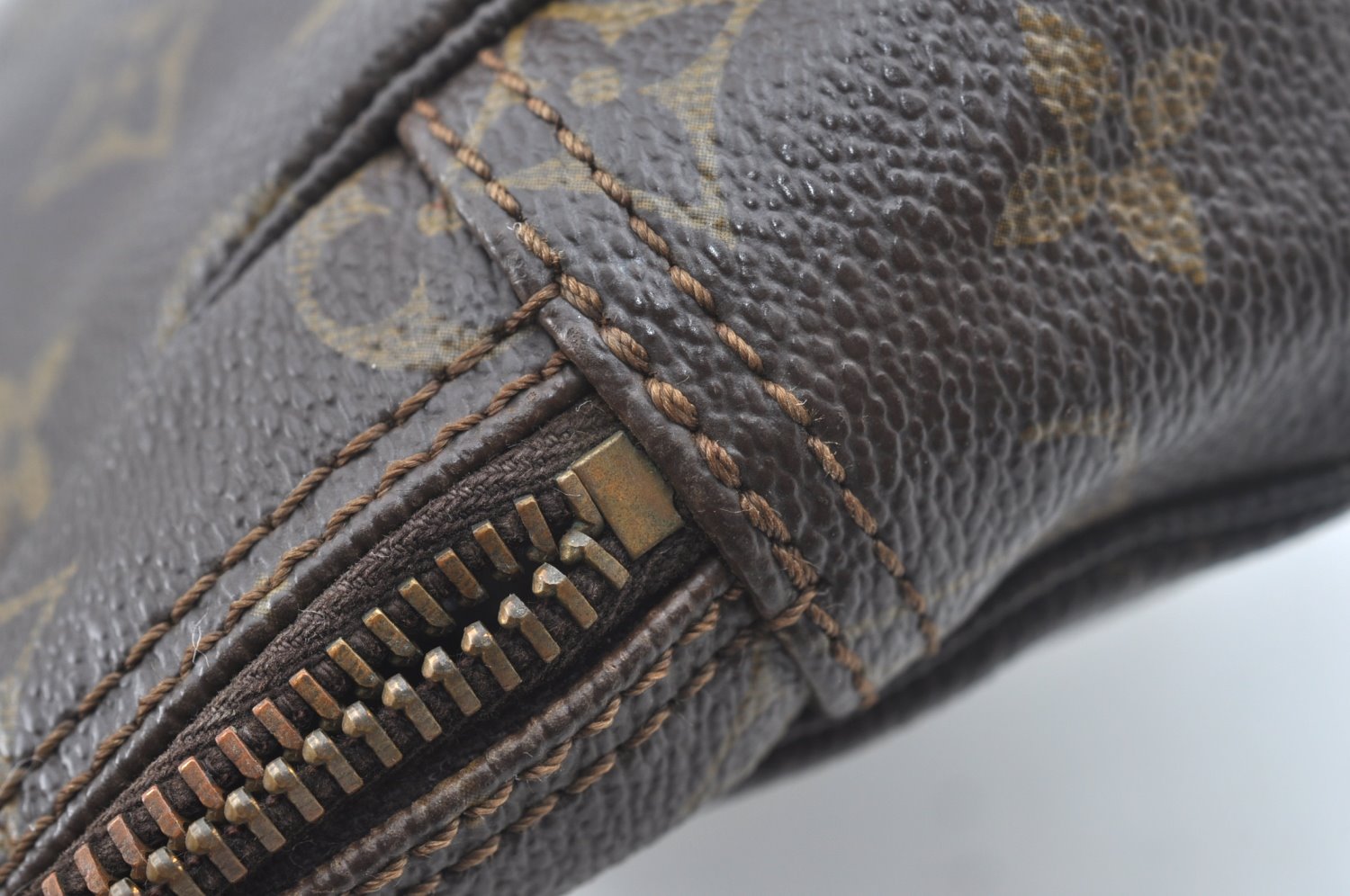 Auth Louis Vuitton Monogram Trousse Toilette 23 Clutch Bag Old Model Junk 1830J