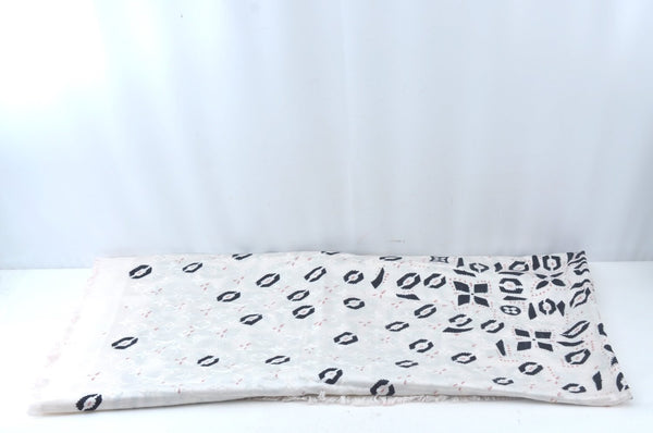 Authentic Louis Vuitton Monogram Graphic Stole Silk Wool White MP1625 Junk 1835K