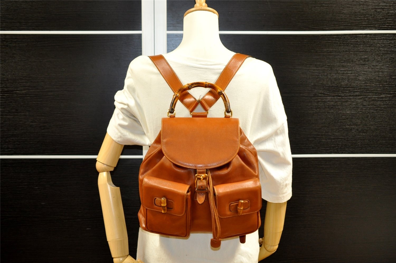 Authentic GUCCI Vintage Bamboo Drawstring Backpack Leather Brown 1836I