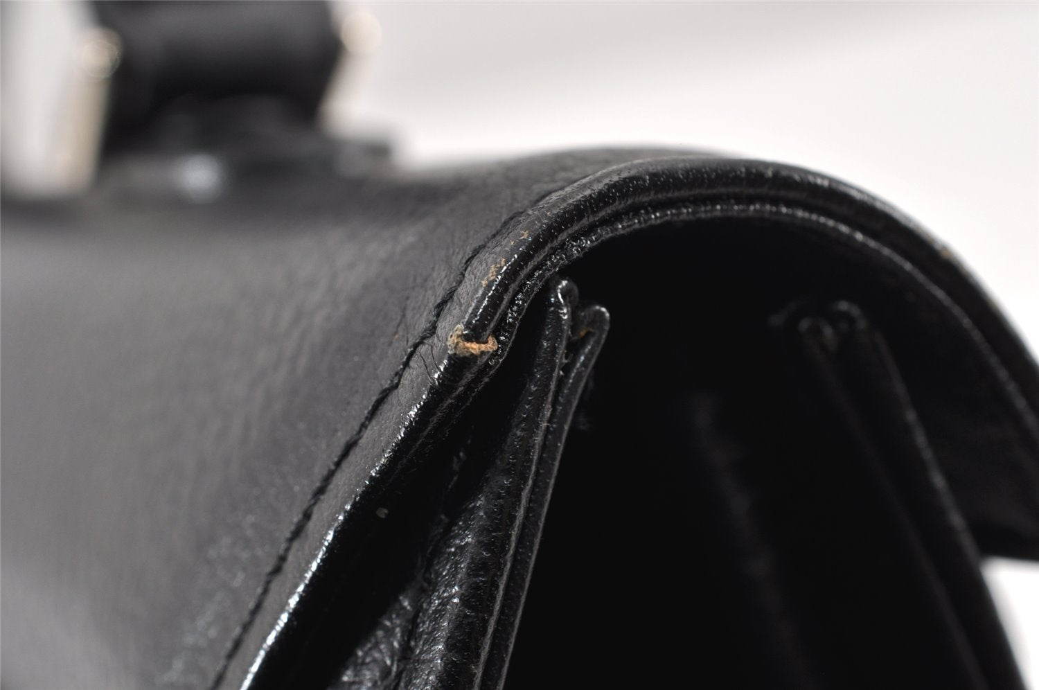 Authentic Burberrys Vintage Leather Hand Bag Purse Black 1840K