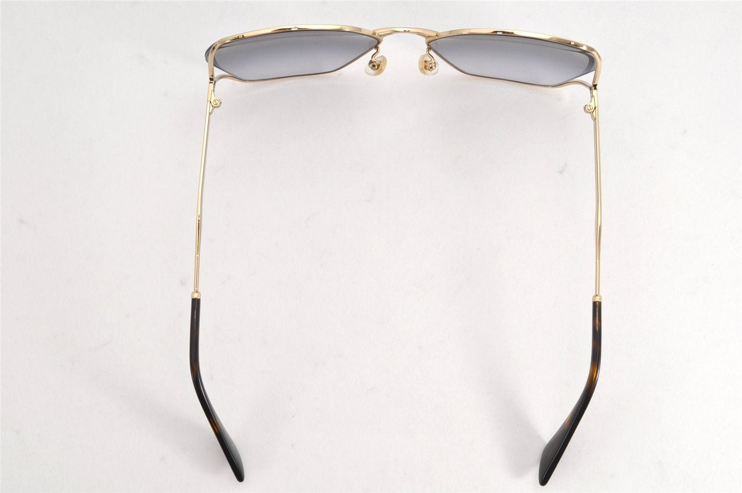 Authentic GUCCI Sunglasses GG 0818SA Titanium Plastic Black Gold 1852K