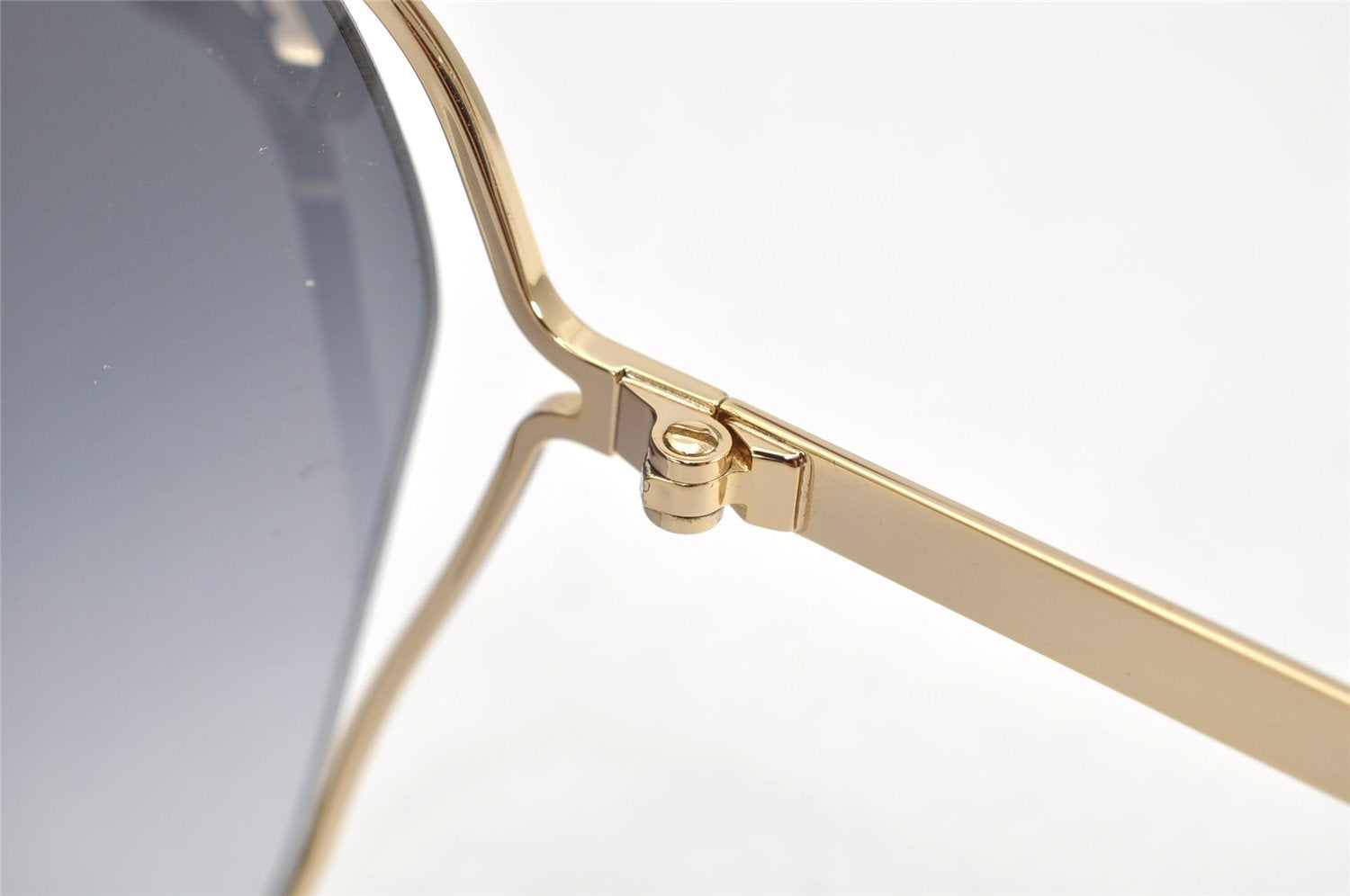 Authentic GUCCI Sunglasses GG 0818SA Titanium Plastic Black Gold 1852K