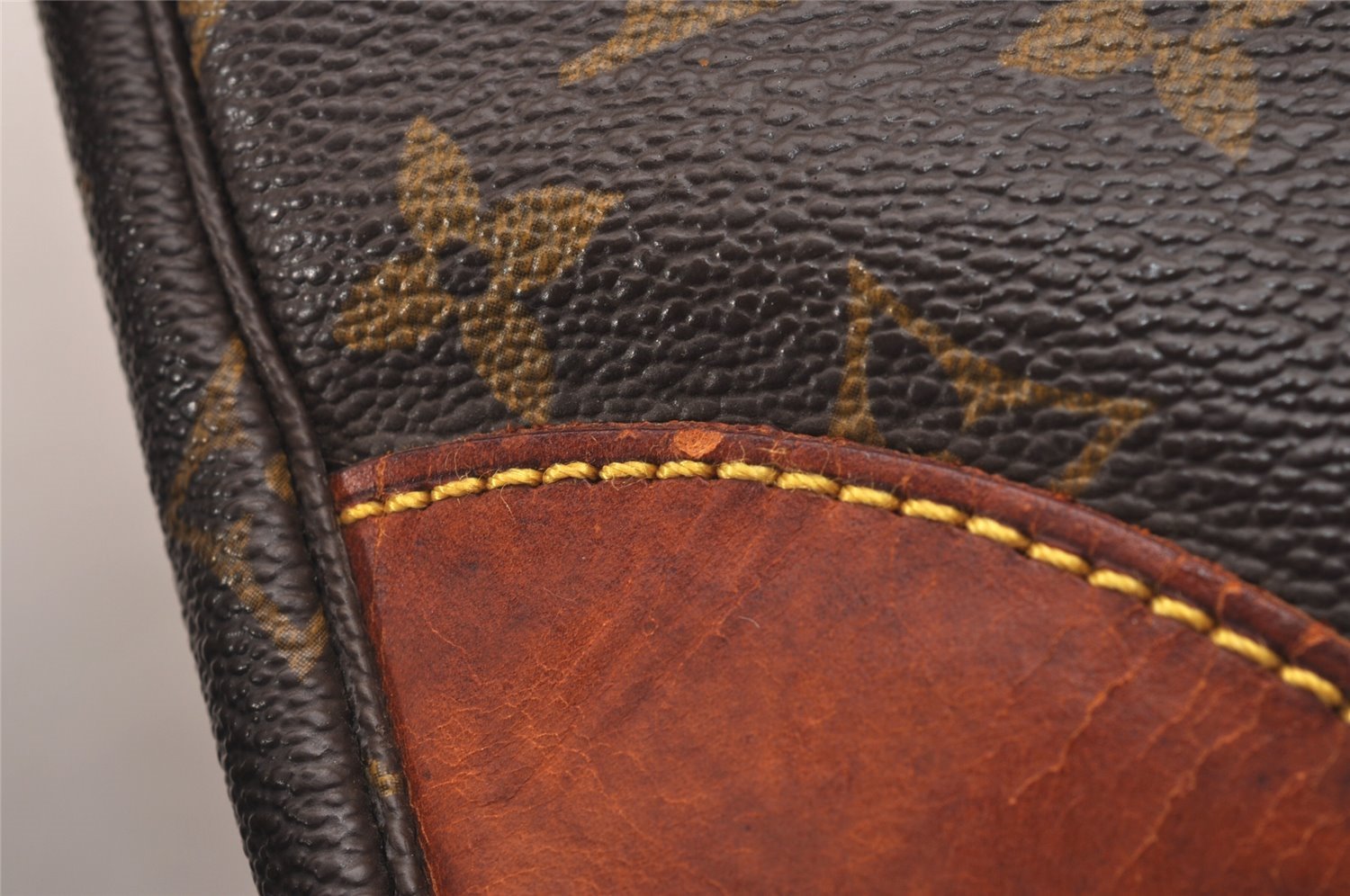 Authentic Louis Vuitton Monogram Boulogne 30 Shoulder Bag M52165 LV Junk 1855J