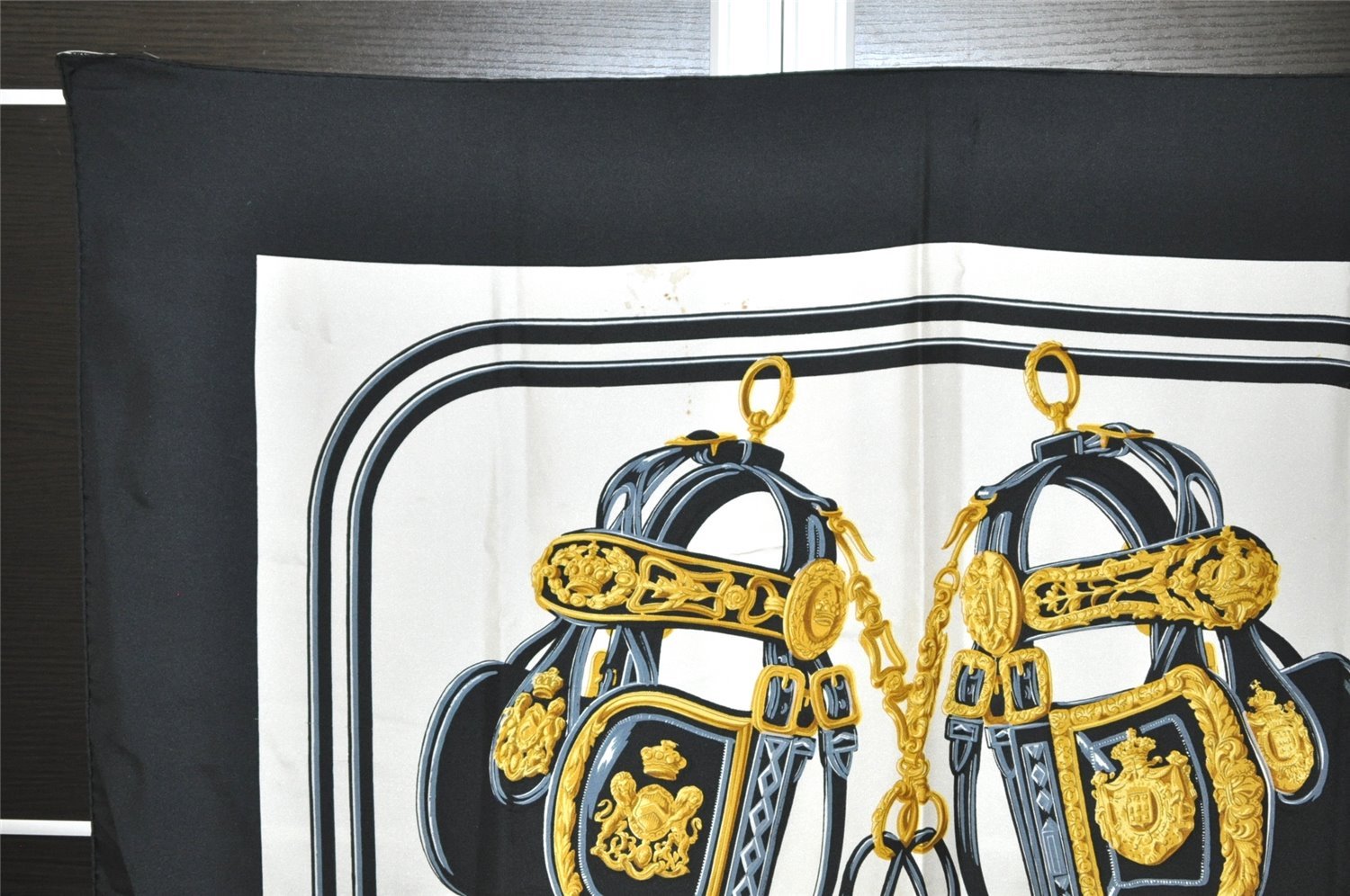 Authentic HERMES Carre 90 Scarf 