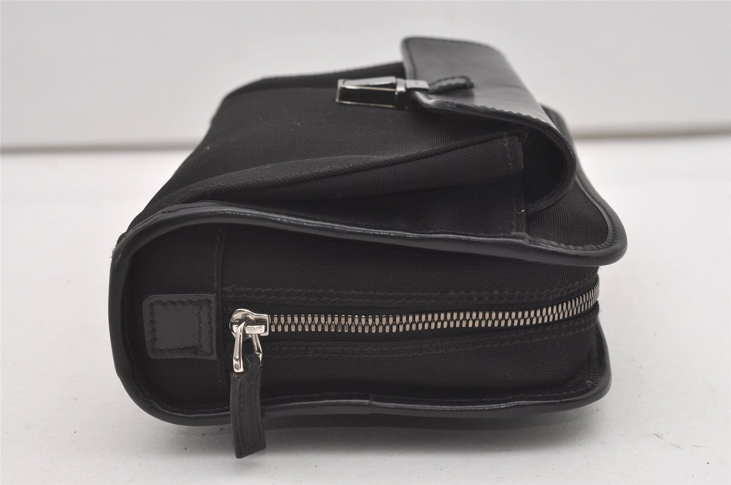 Authentic GUCCI Vintage Clutch Hand Bag Purse Canvas Leather 108844 Black 1860J