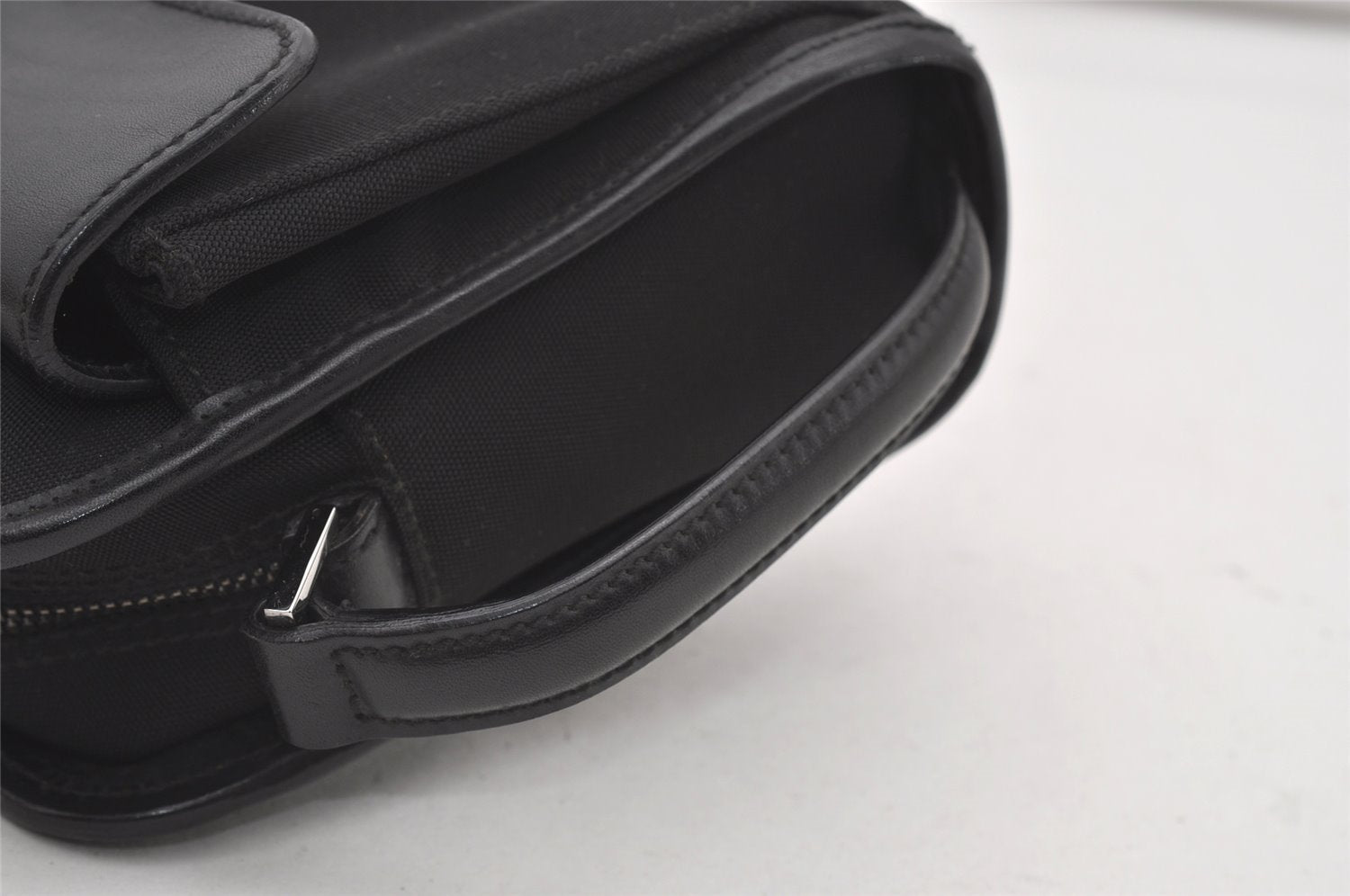 Authentic GUCCI Vintage Clutch Hand Bag Purse Canvas Leather 108844 Black 1860J