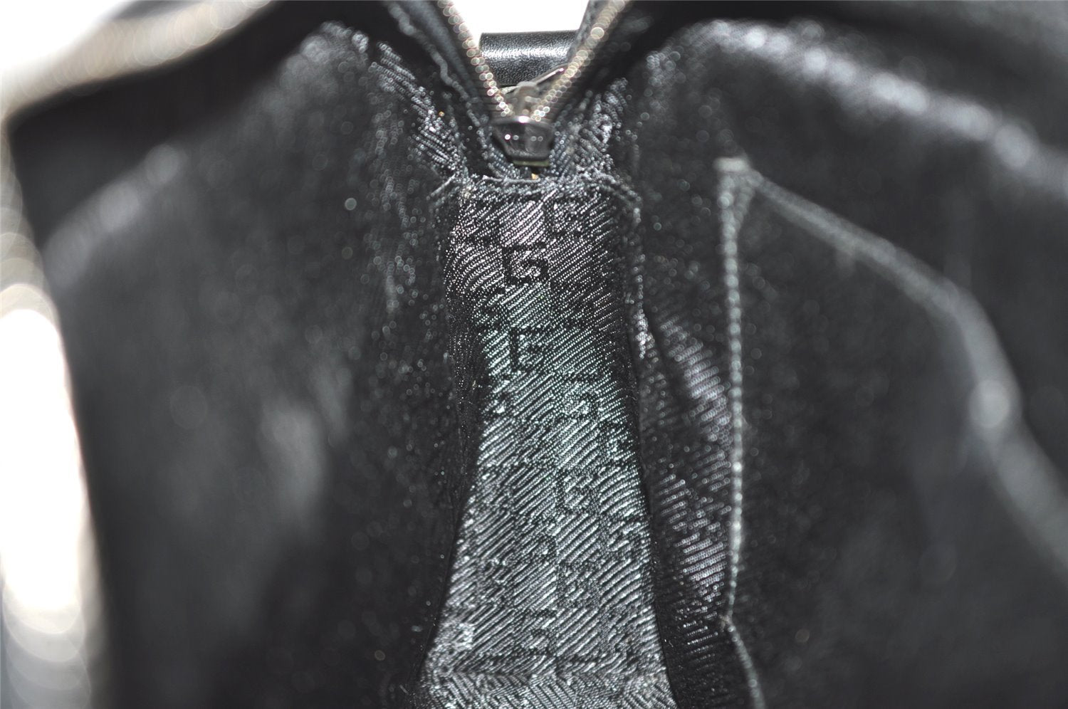 Authentic GUCCI Vintage Clutch Hand Bag Purse Canvas Leather 108844 Black 1860J