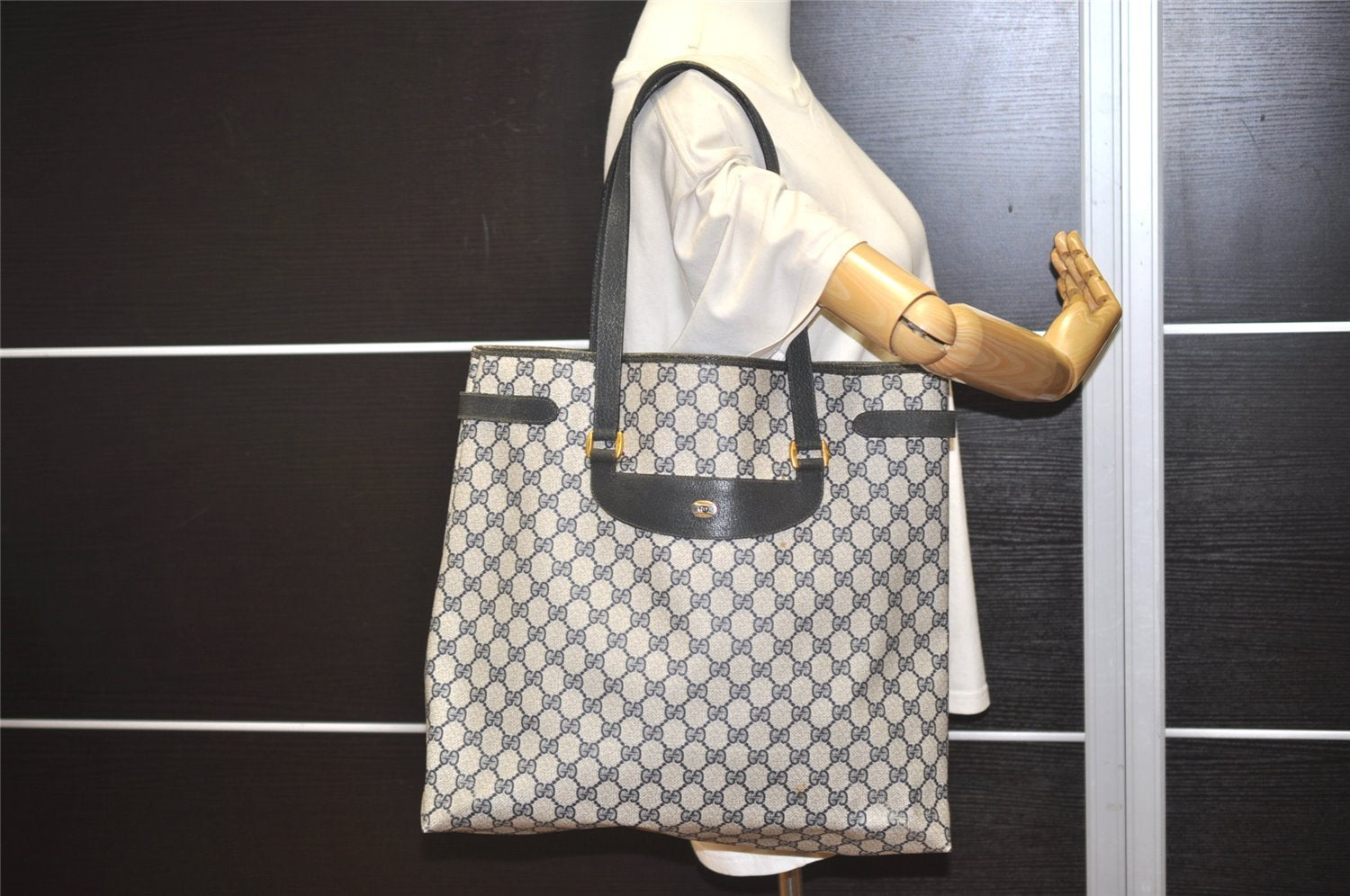 Authentic GUCCI Vintage Shoulder Tote Bag GG PVC Leather Navy Blue 1861J