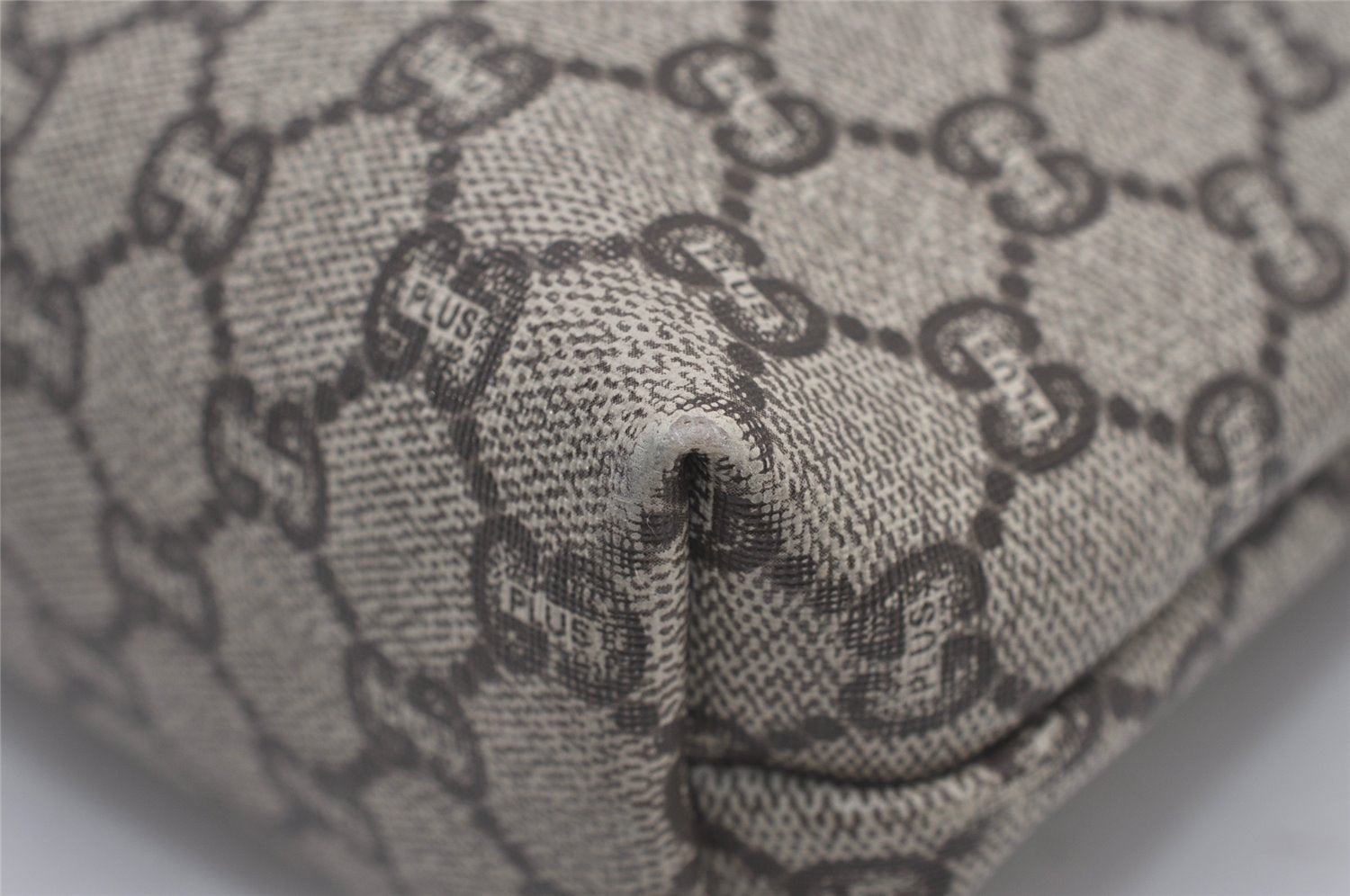 Authentic GUCCI Vintage GG Plus Shoulder Tote Bag GG PVC Leather Brown 1862J